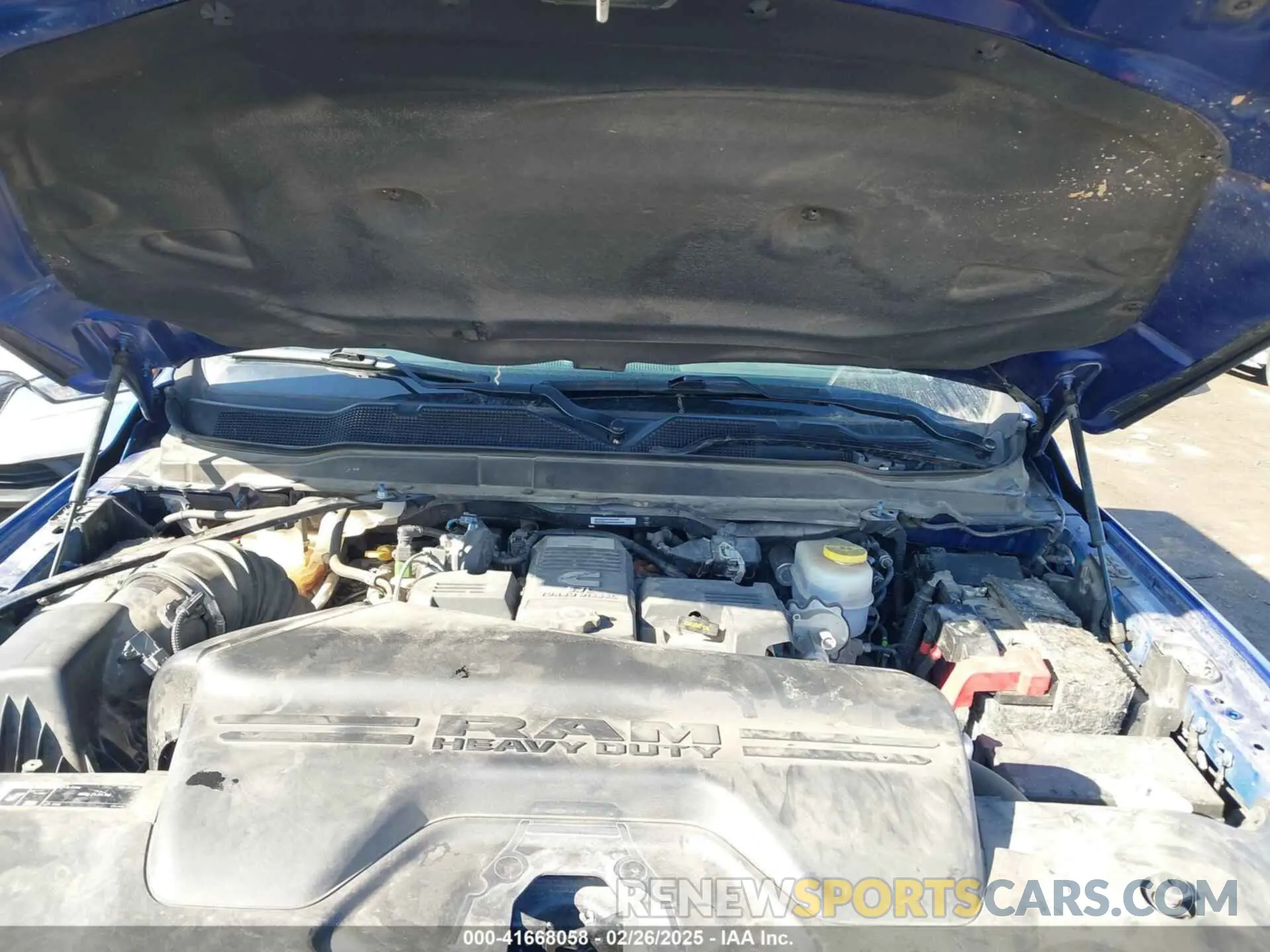10 Photograph of a damaged car 3C6UR5FL1KG640911 RAM 2500 2019
