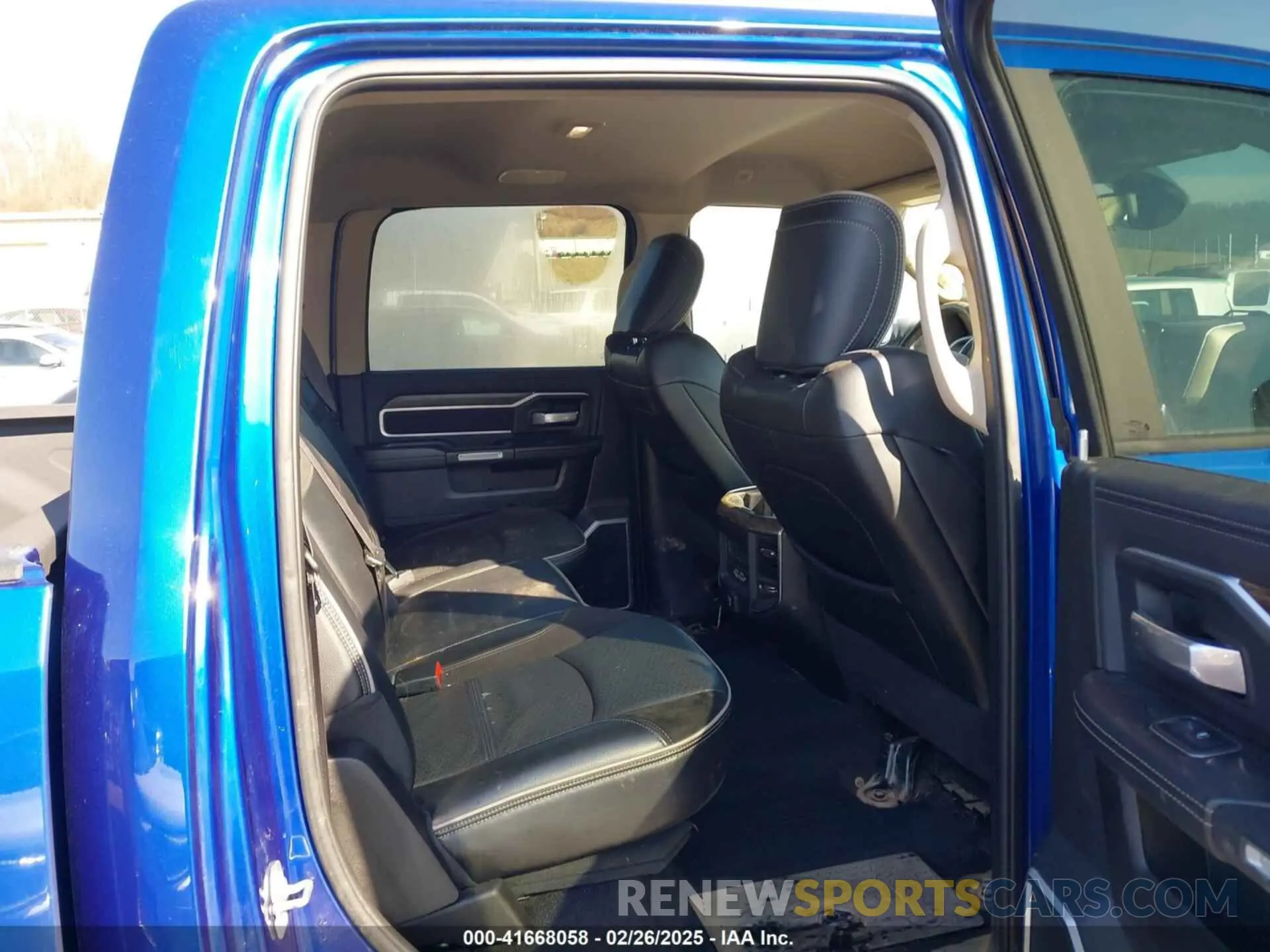 8 Photograph of a damaged car 3C6UR5FL1KG640911 RAM 2500 2019