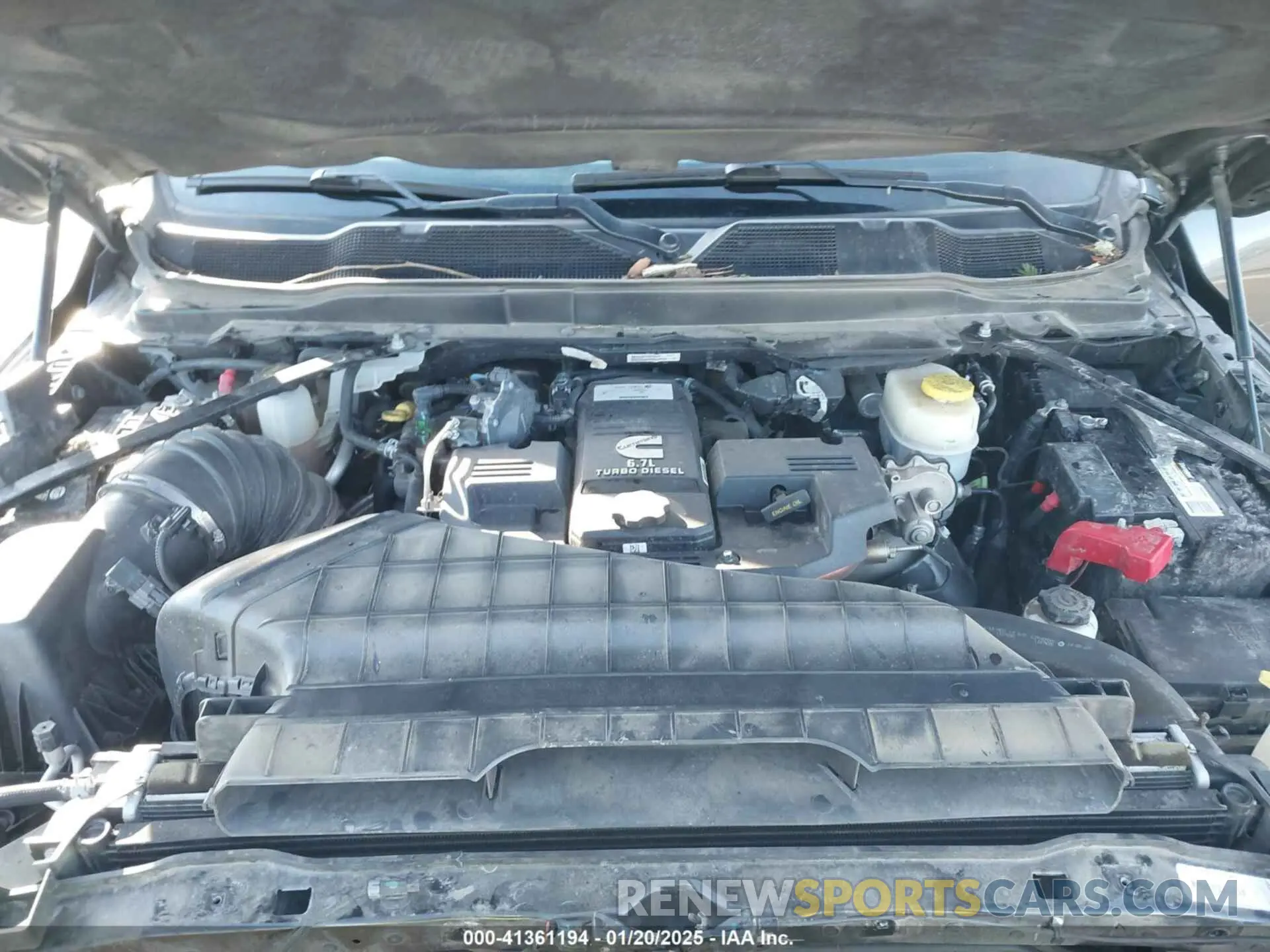 10 Photograph of a damaged car 3C6UR5FL5KG546188 RAM 2500 2019