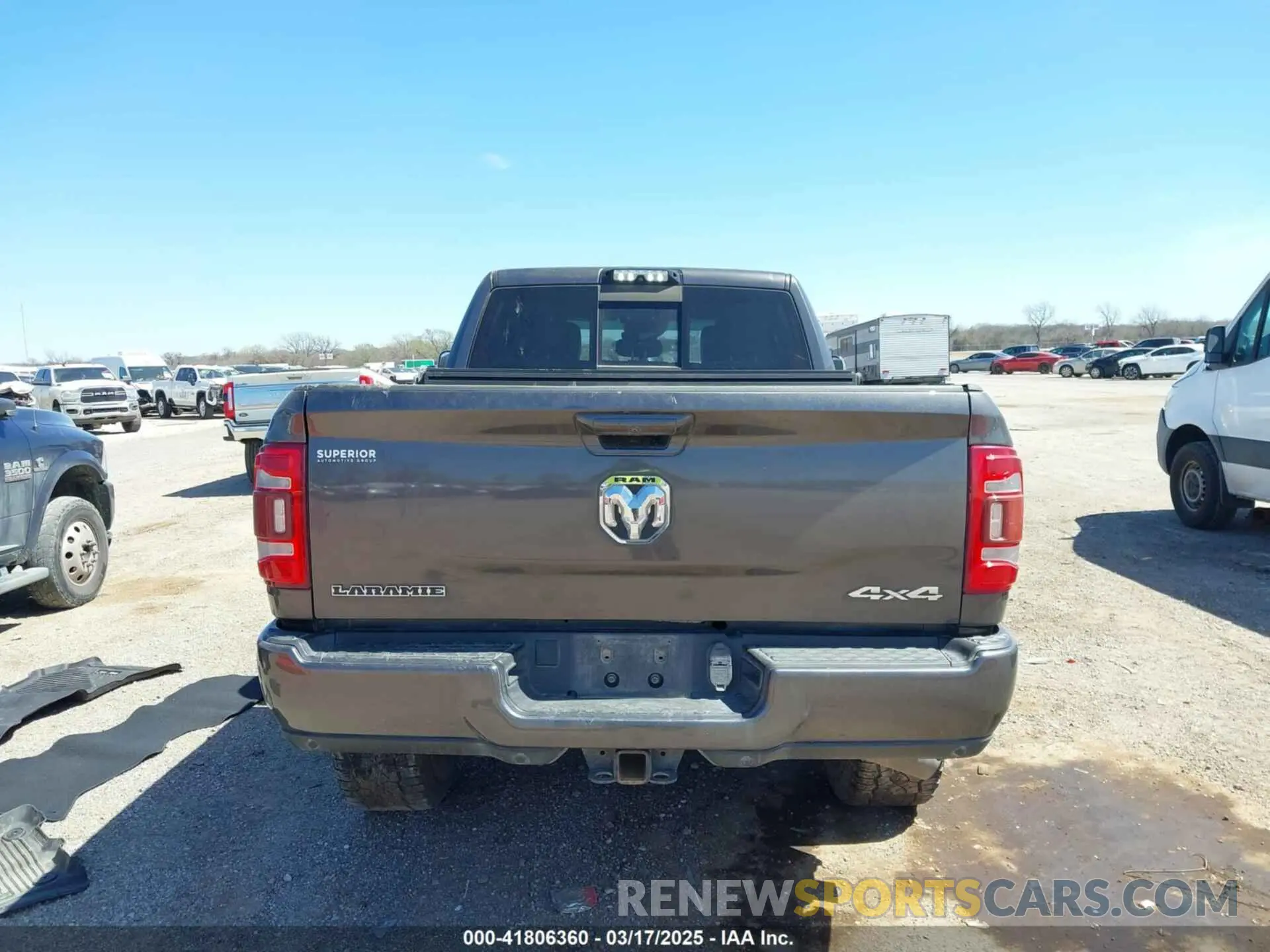 16 Photograph of a damaged car 3C6UR5FL7KG521132 RAM 2500 2019
