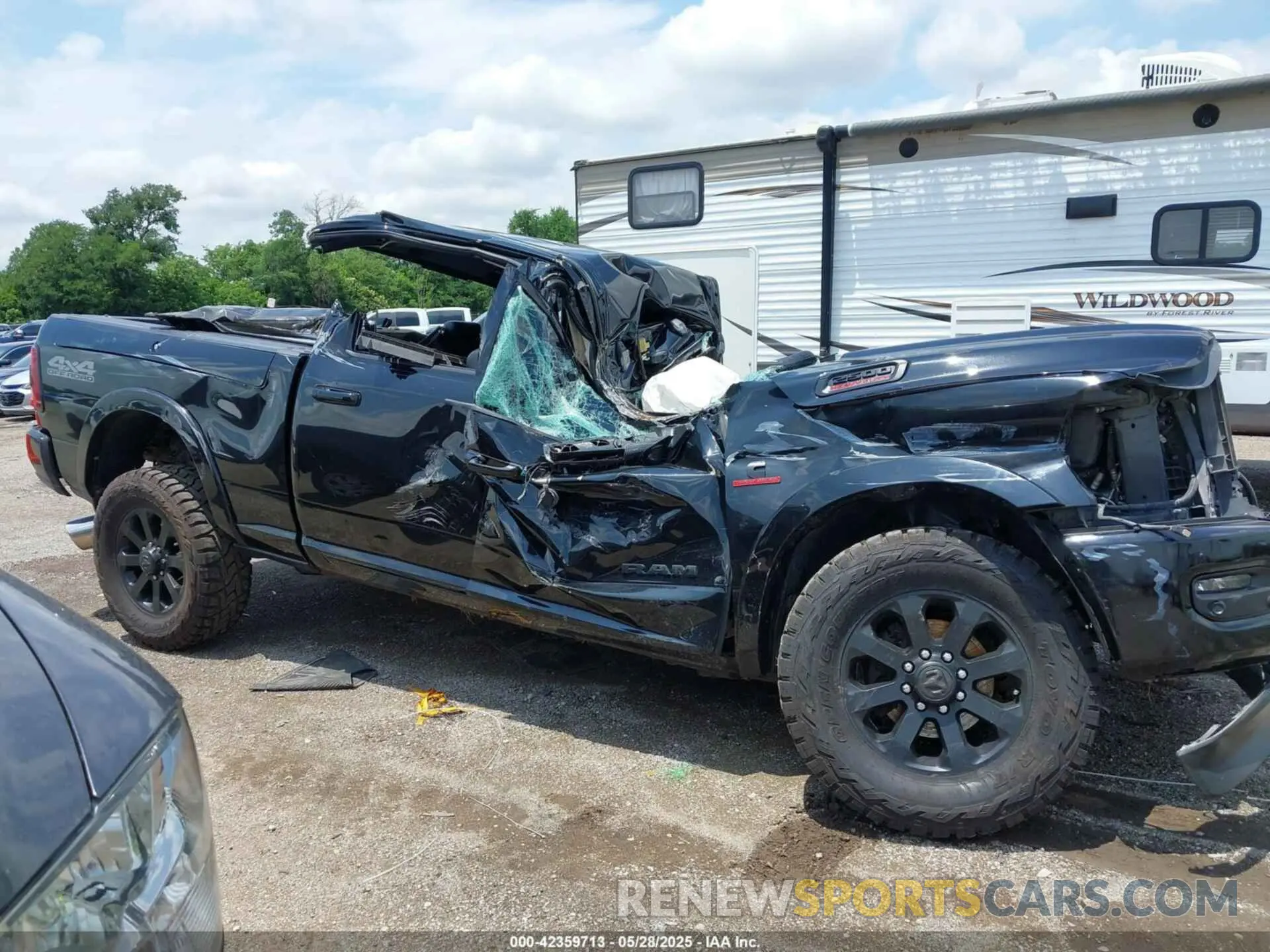 12 Photograph of a damaged car 3C6UR5FL8KG701641 RAM 2500 2019