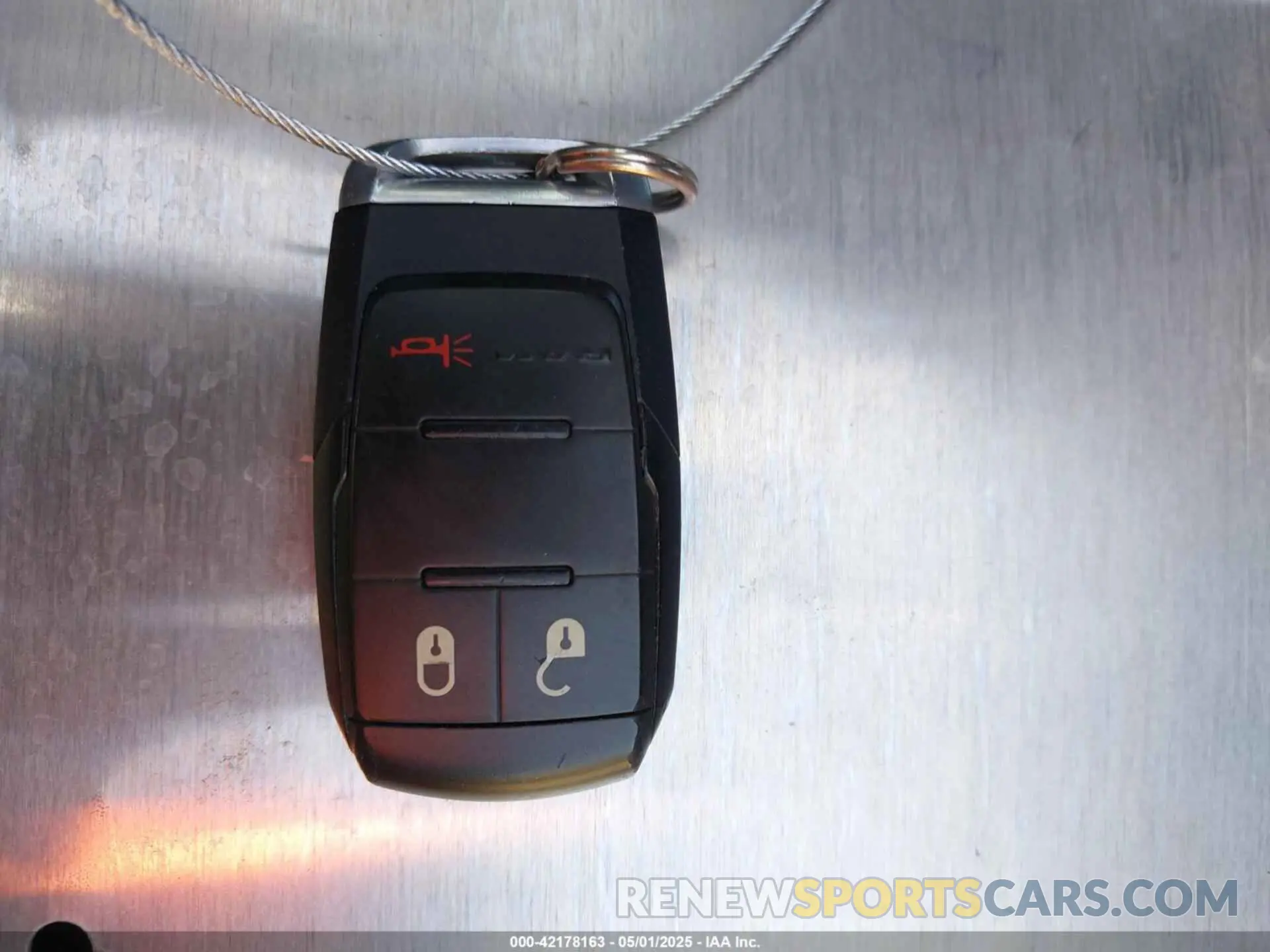 11 Photograph of a damaged car 3C6UR5HJ1KG599000 RAM 2500 2019