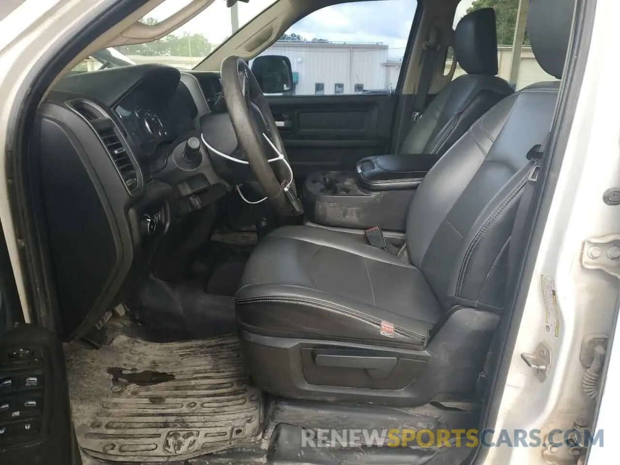 7 Photograph of a damaged car 3C6UR5HJ6KG604238 RAM 2500 2019