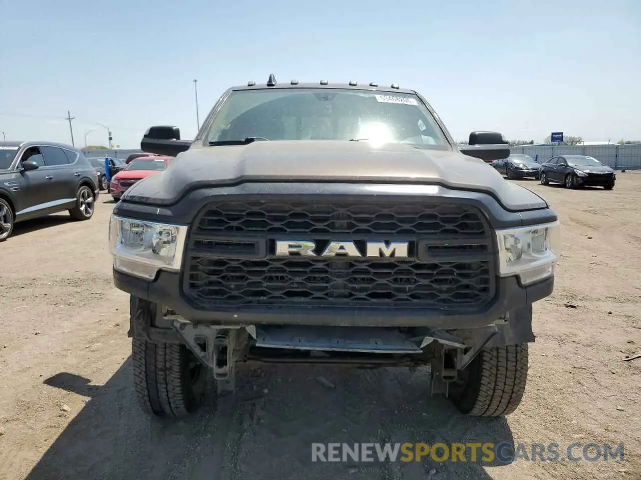 5 Photograph of a damaged car 3C6UR5HJ7KG553283 RAM 2500 2019