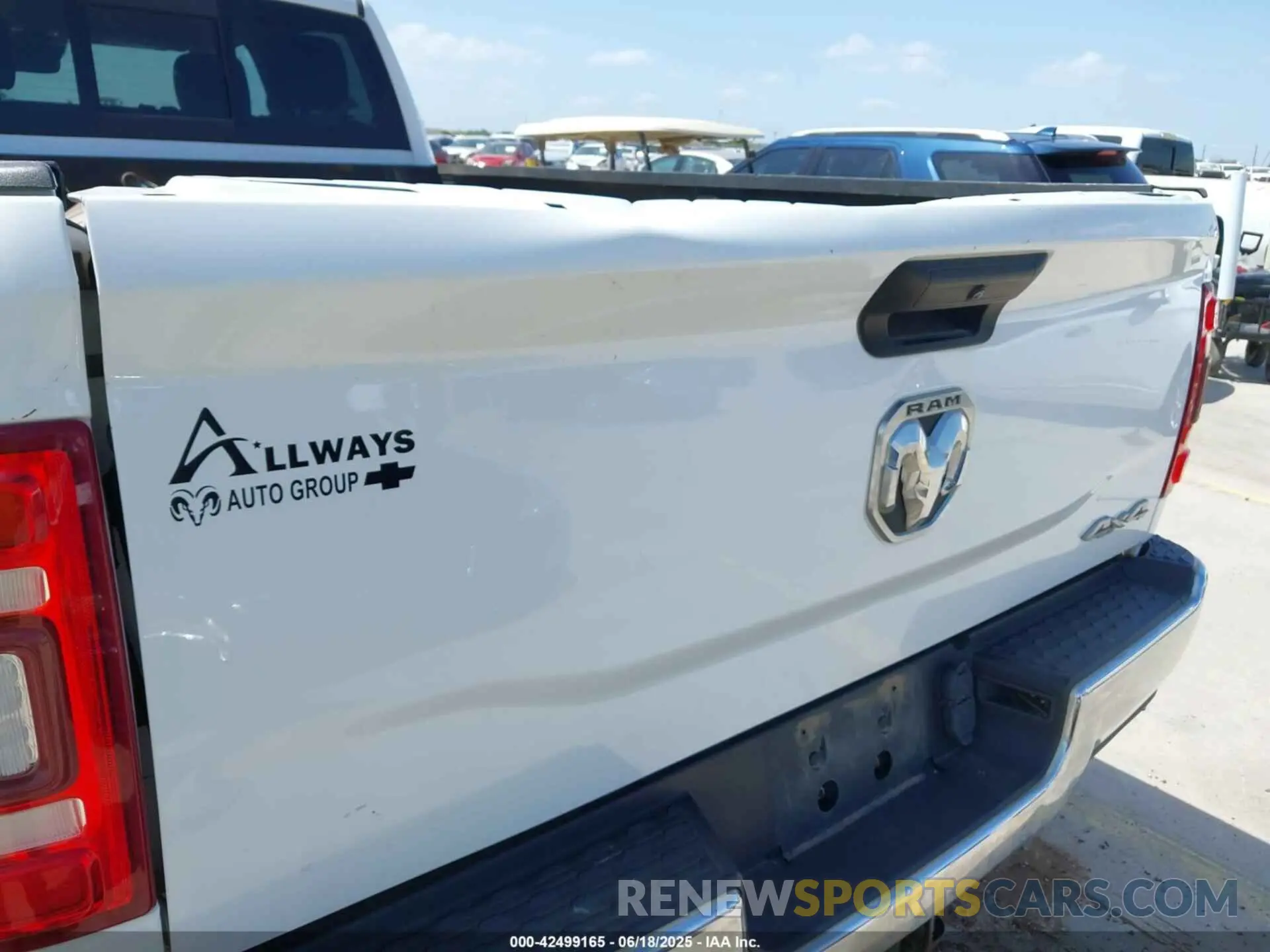 17 Photograph of a damaged car 3C6UR5HLXKG621237 RAM 2500 2019