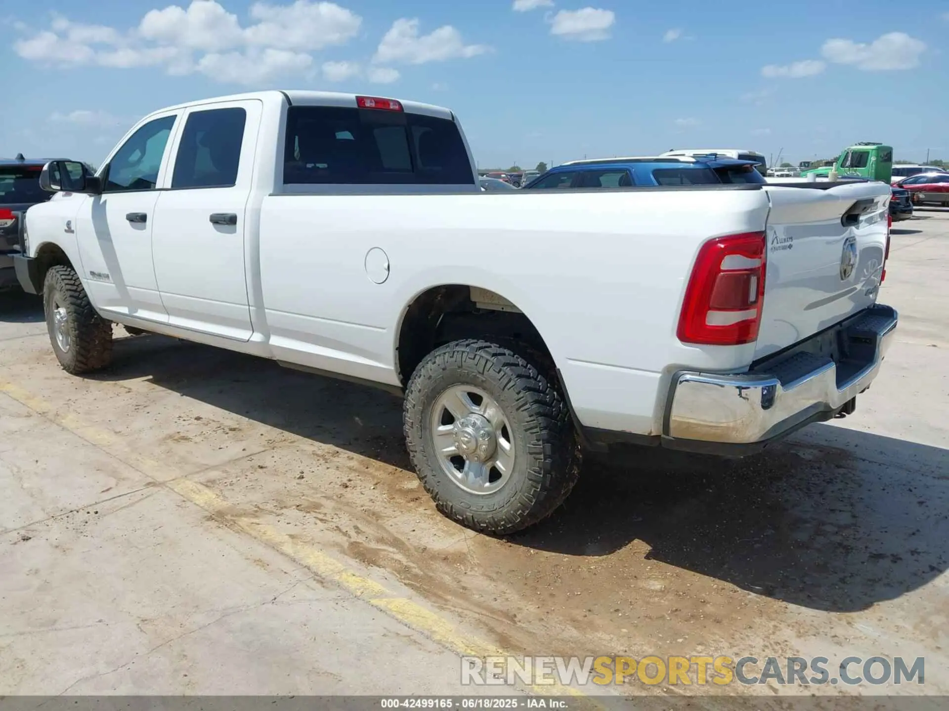 3 Photograph of a damaged car 3C6UR5HLXKG621237 RAM 2500 2019