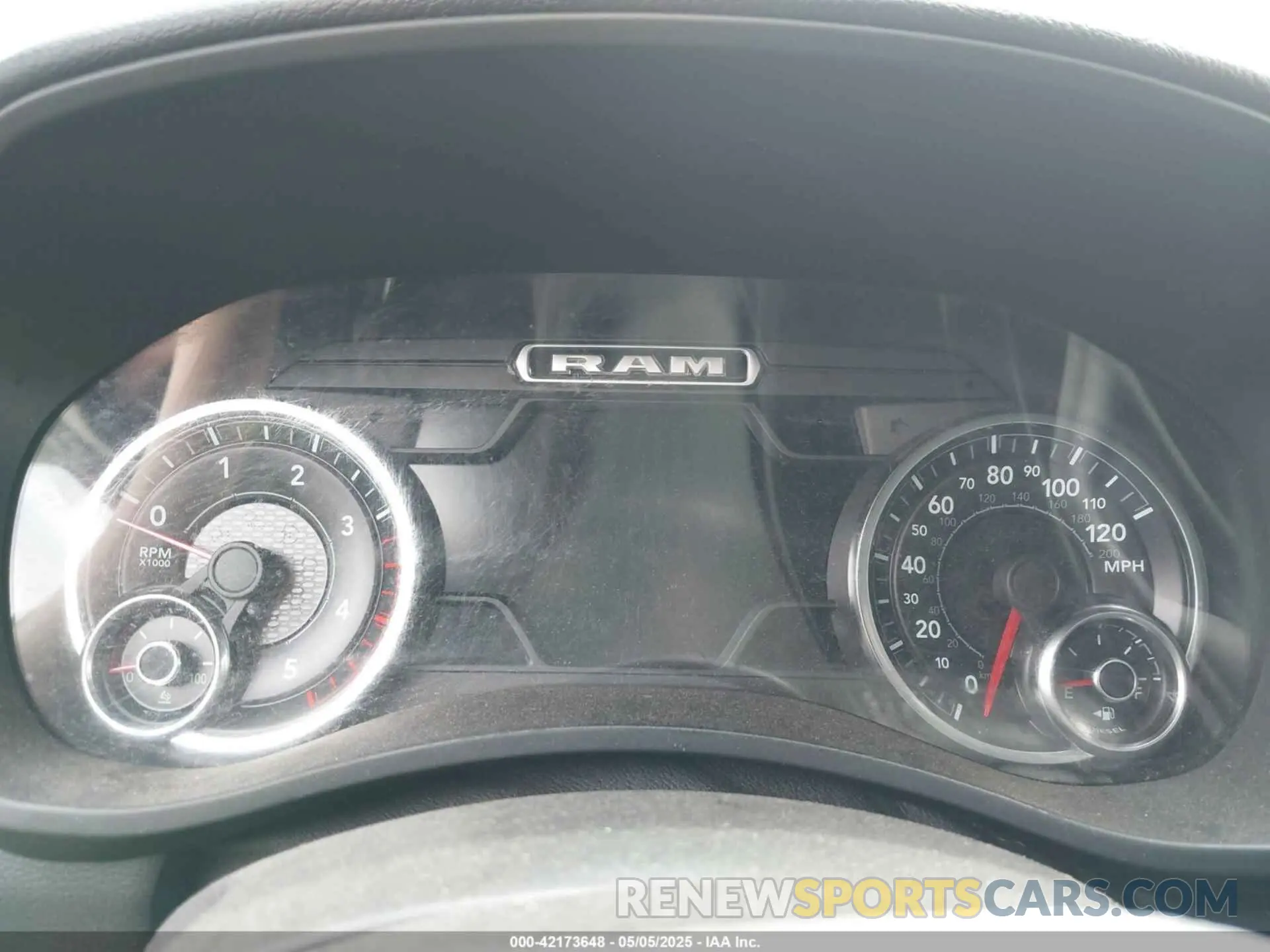 7 Photograph of a damaged car 3C6UR5JL0KG690383 RAM 2500 2019