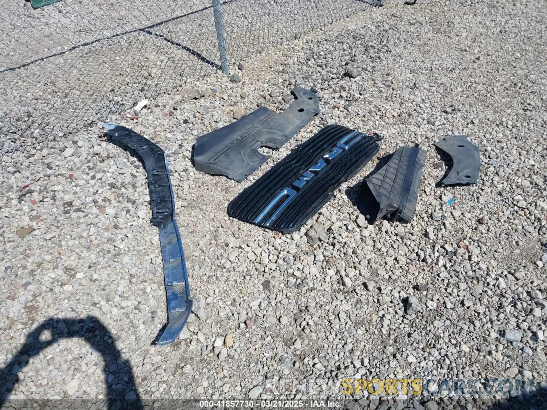 12 Photograph of a damaged car 3C6UR5JL1KG601176 RAM 2500 2019