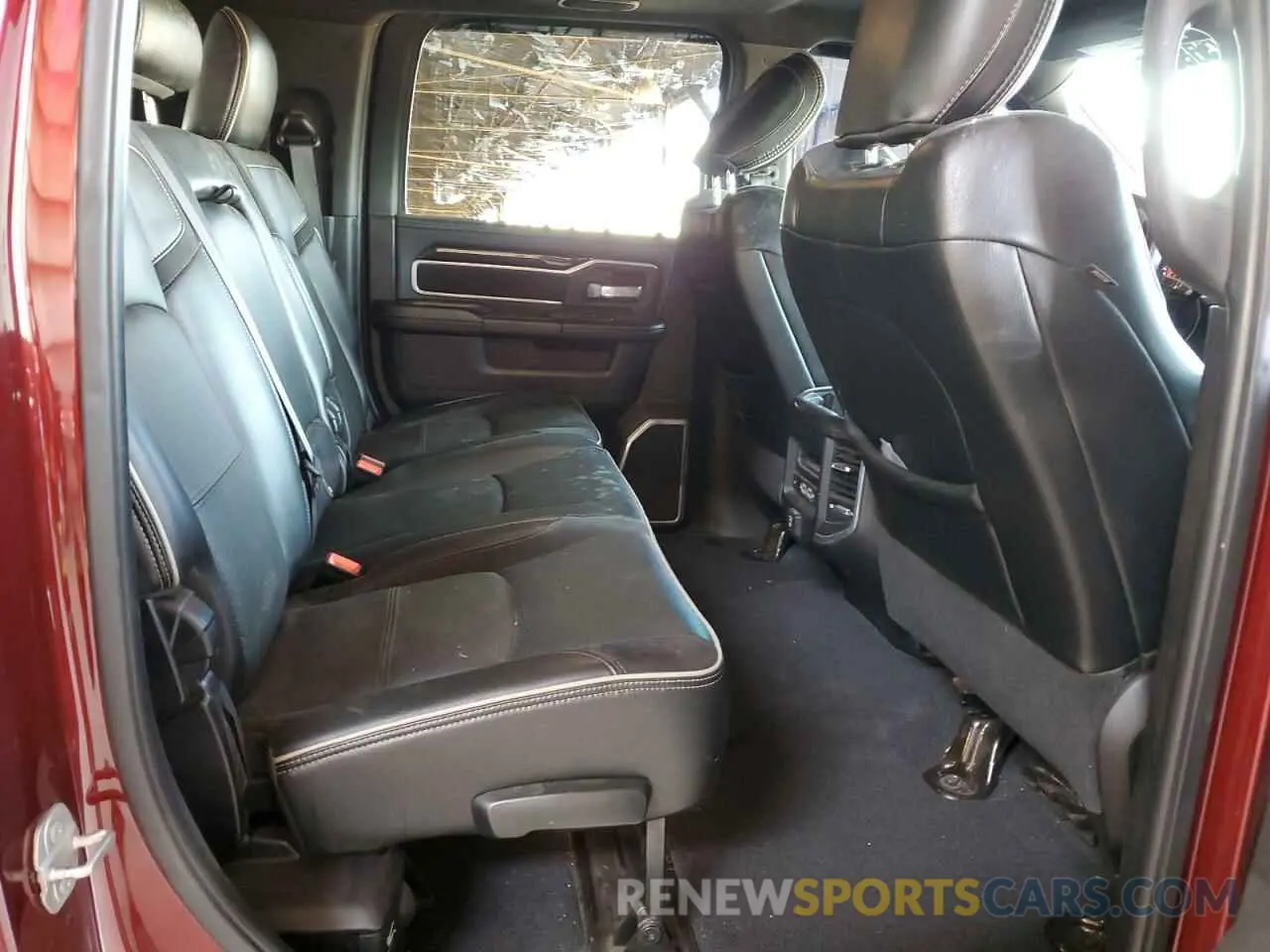 10 Photograph of a damaged car 3C6UR5NL3KG706893 RAM 2500 2019