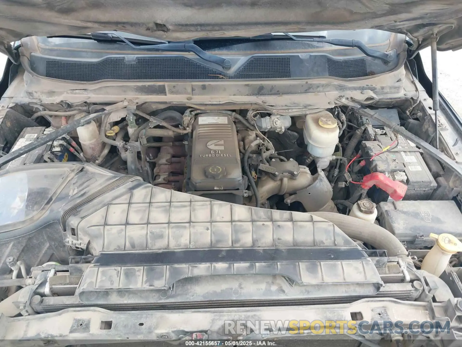 10 Photograph of a damaged car 3C6UR5NL7KG530348 RAM 2500 2019