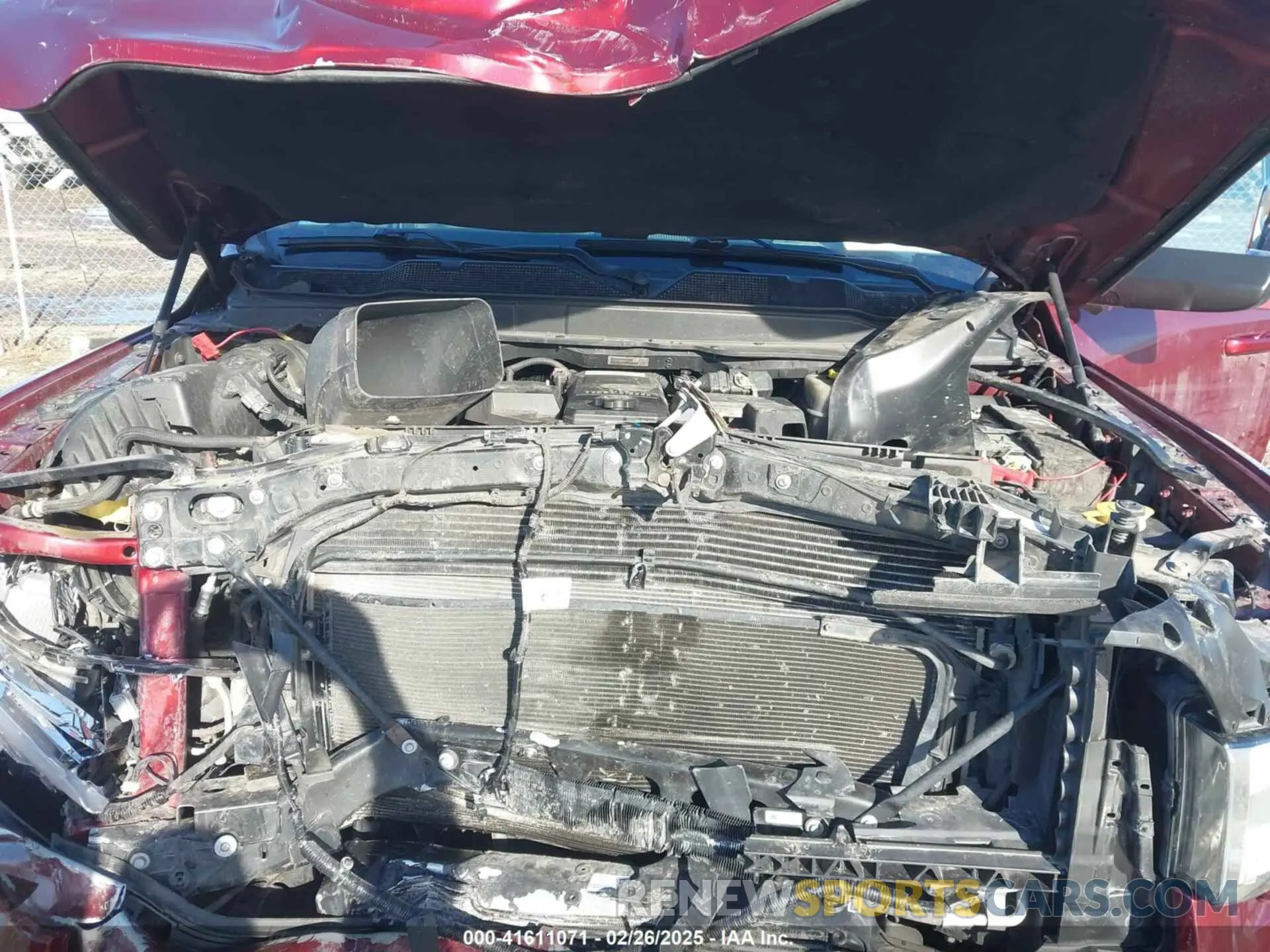 10 Photograph of a damaged car 3C6UR5NL8KG652913 RAM 2500 2019