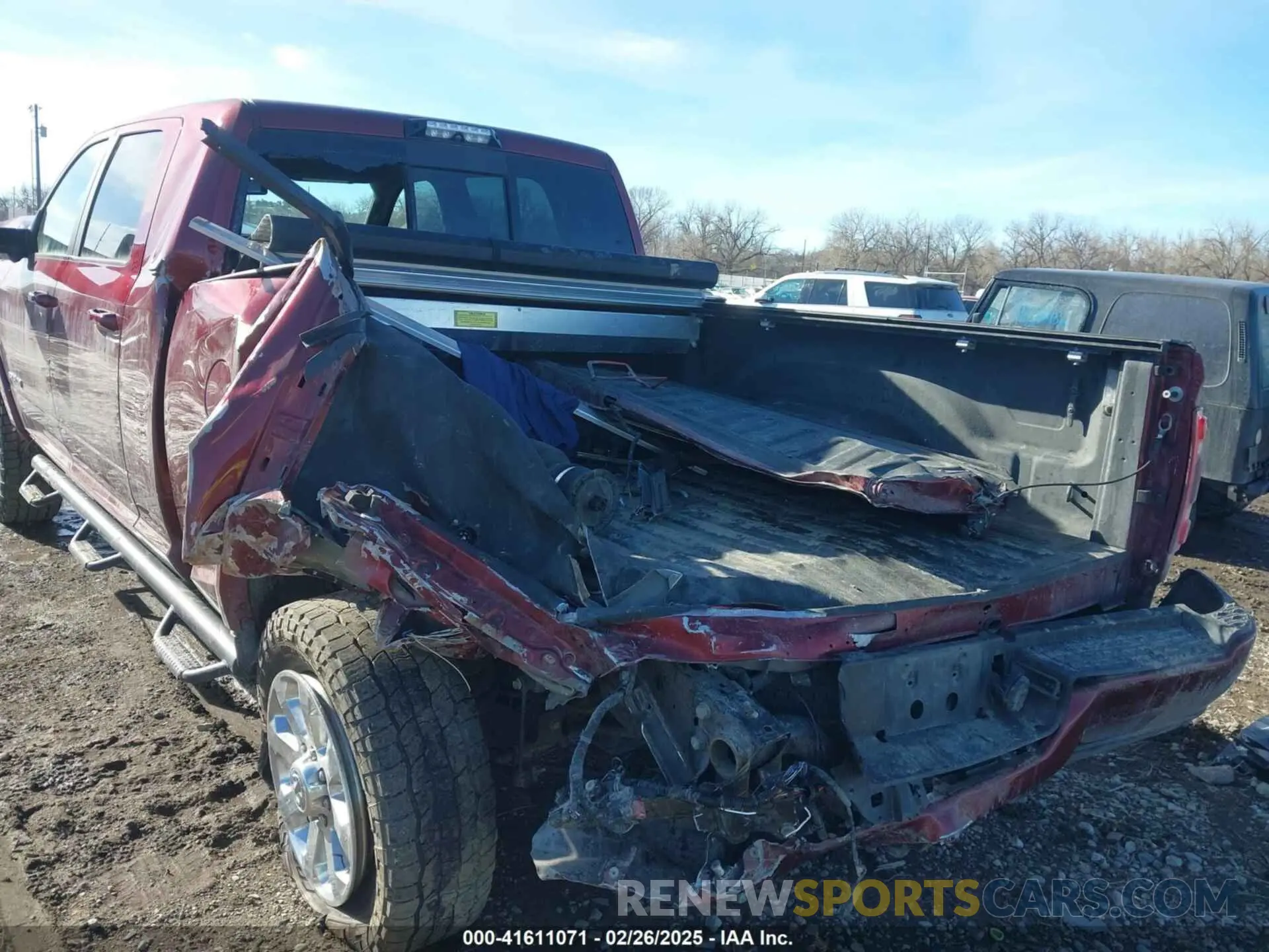 16 Photograph of a damaged car 3C6UR5NL8KG652913 RAM 2500 2019