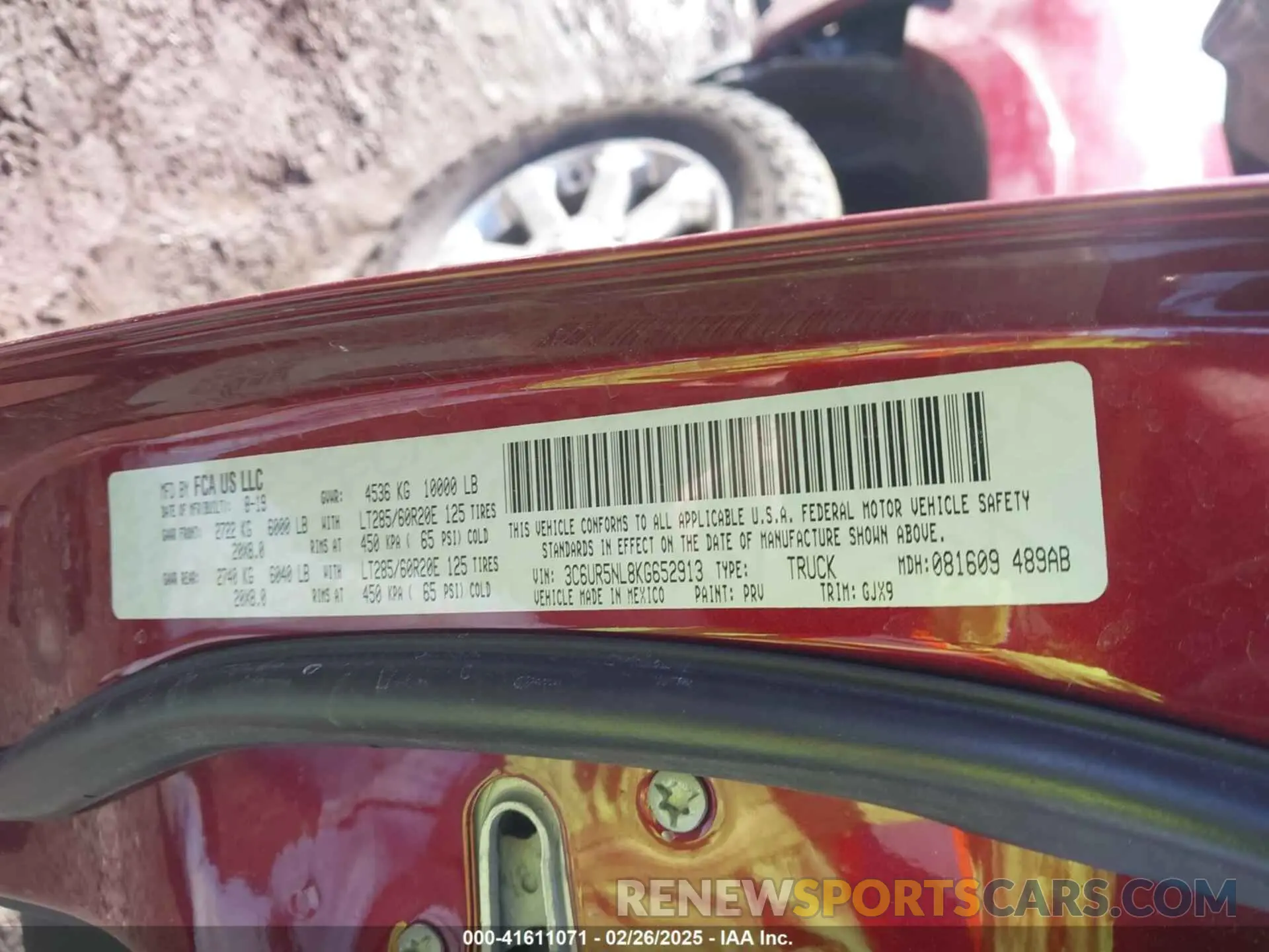 9 Photograph of a damaged car 3C6UR5NL8KG652913 RAM 2500 2019