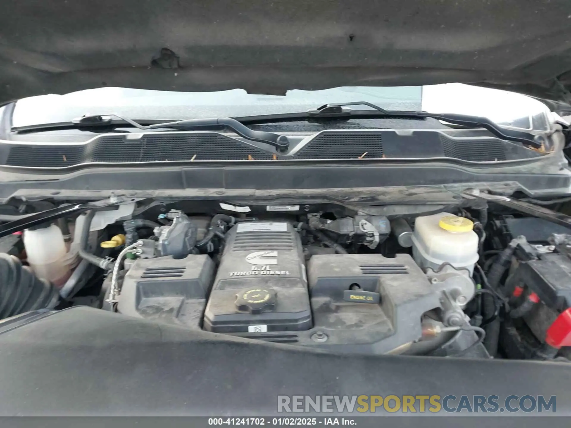 10 Photograph of a damaged car 3C6UR5SL8KG516995 RAM 2500 2019