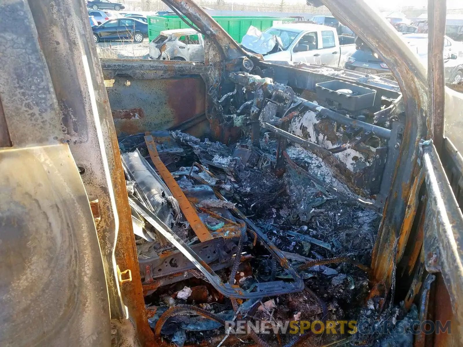 5 Photograph of a damaged car 3C6UR5TL1KG516478 RAM 2500 2019