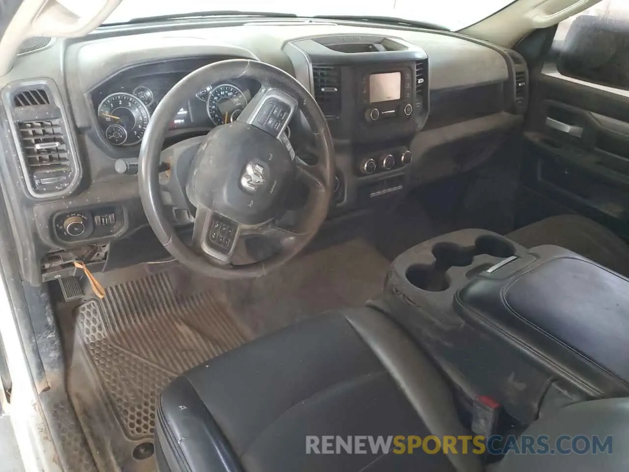8 Photograph of a damaged car 3C7WR4AJ6KG586235 RAM 2500 2019
