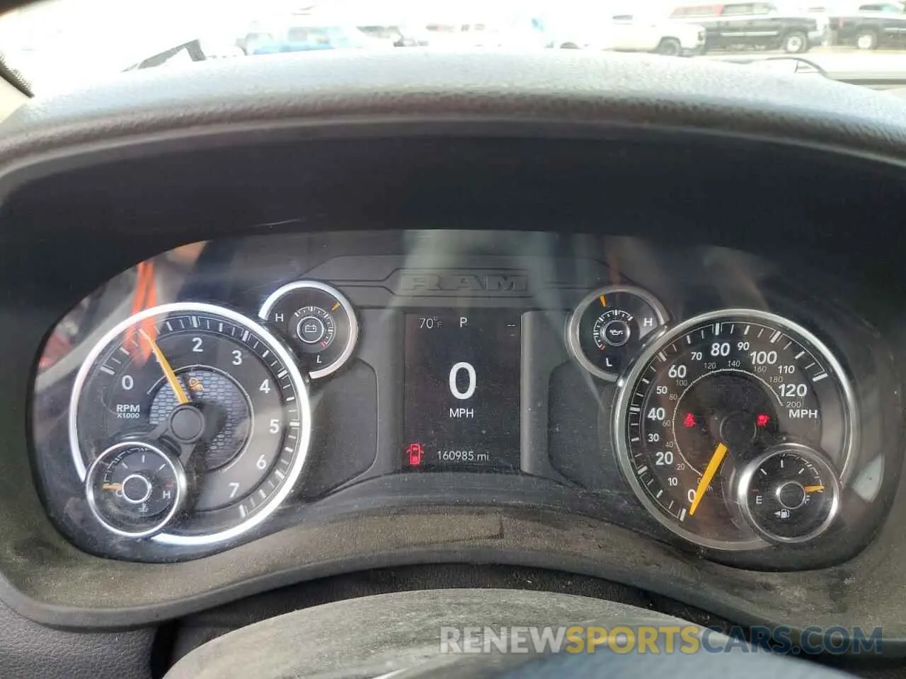 9 Photograph of a damaged car 3C7WR5HJ6KG513183 RAM 2500 2019