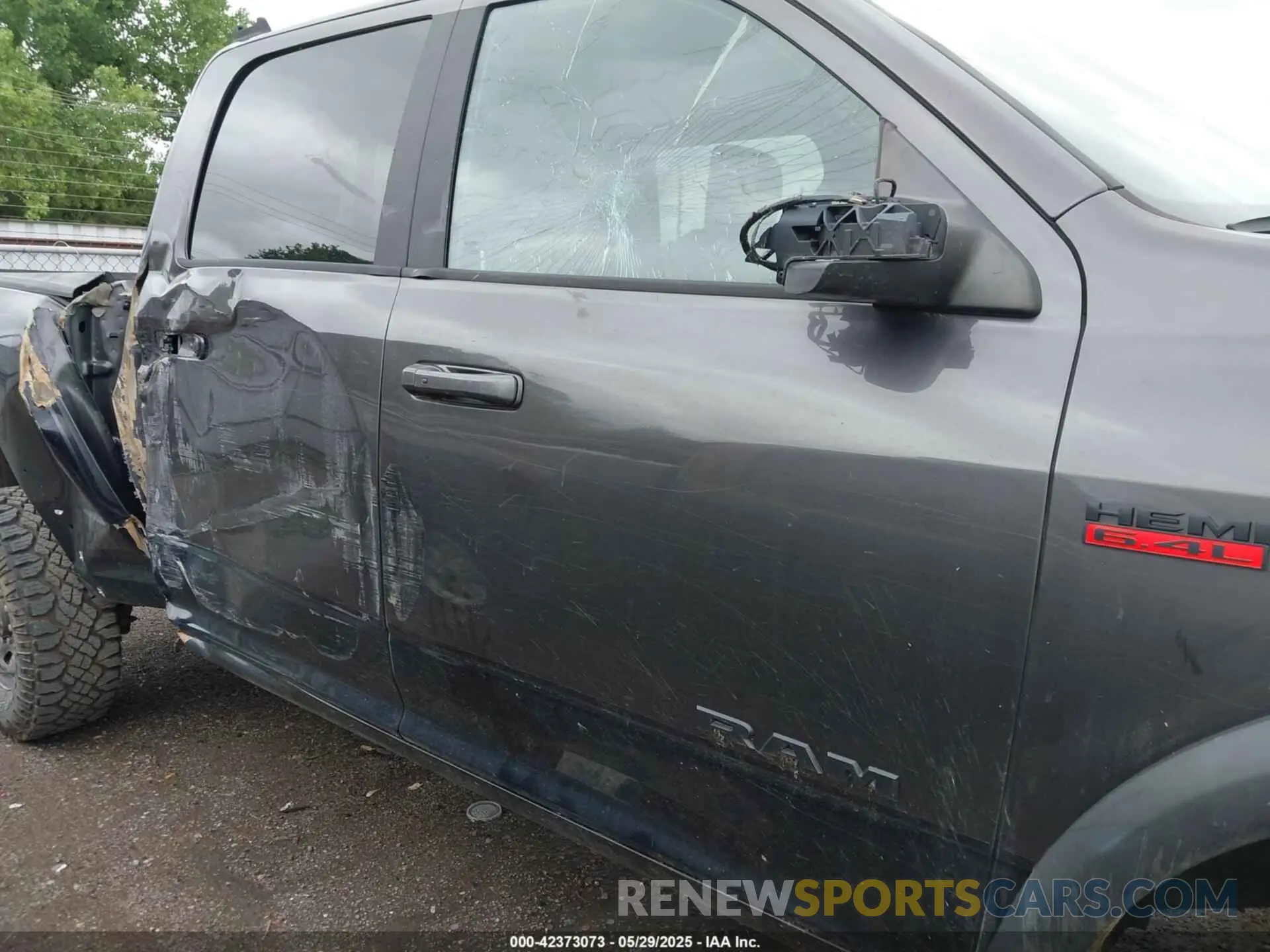 13 Photograph of a damaged car 3C6TR5EJ6LG303485 RAM 2500 2020