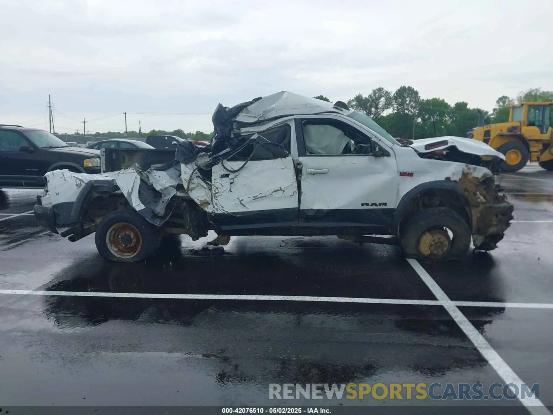 12 Photograph of a damaged car 3C6TR5EJ9LG303402 RAM 2500 2020