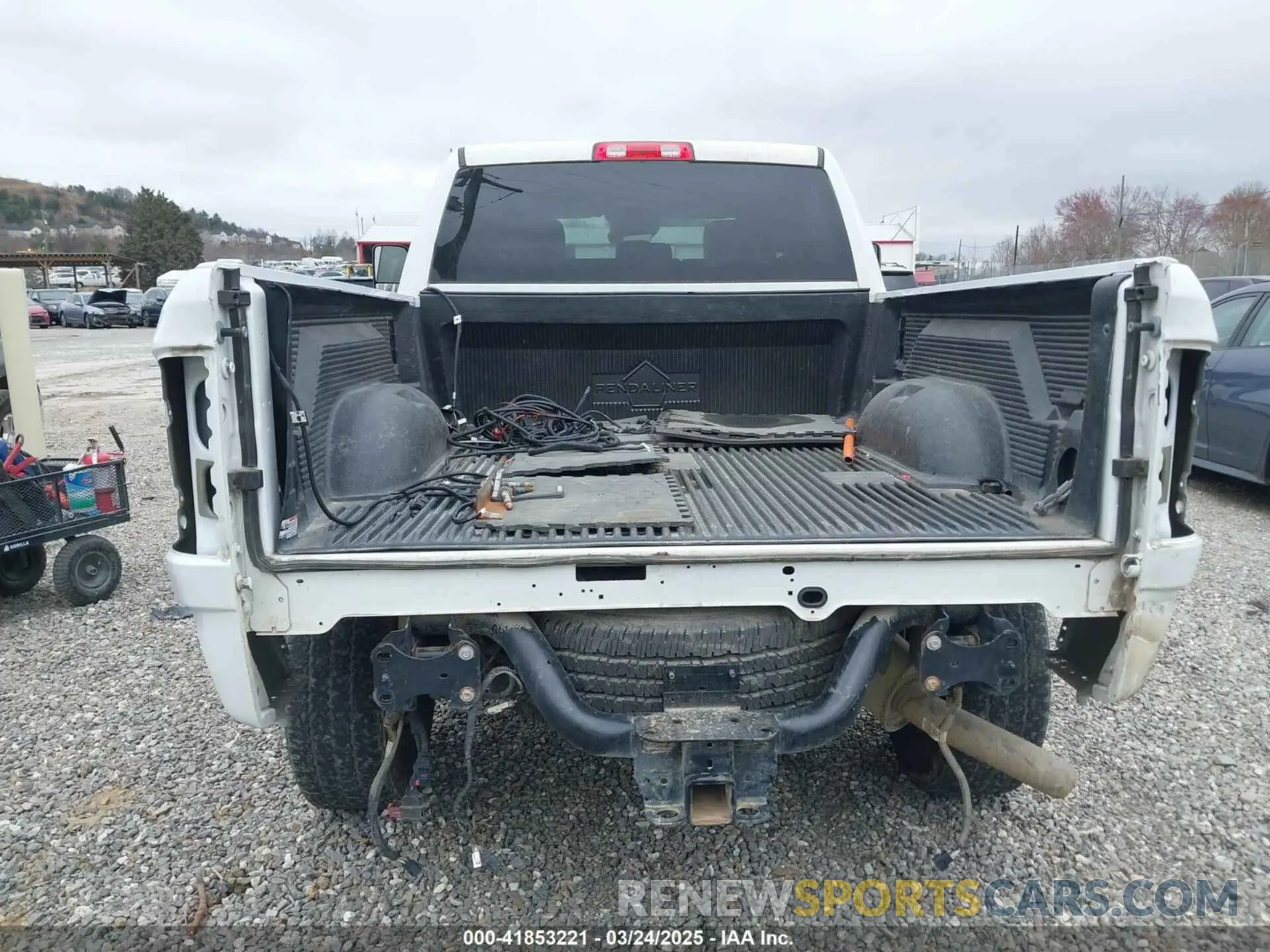 16 Photograph of a damaged car 3C6UR5CJ4LG272647 RAM 2500 2020