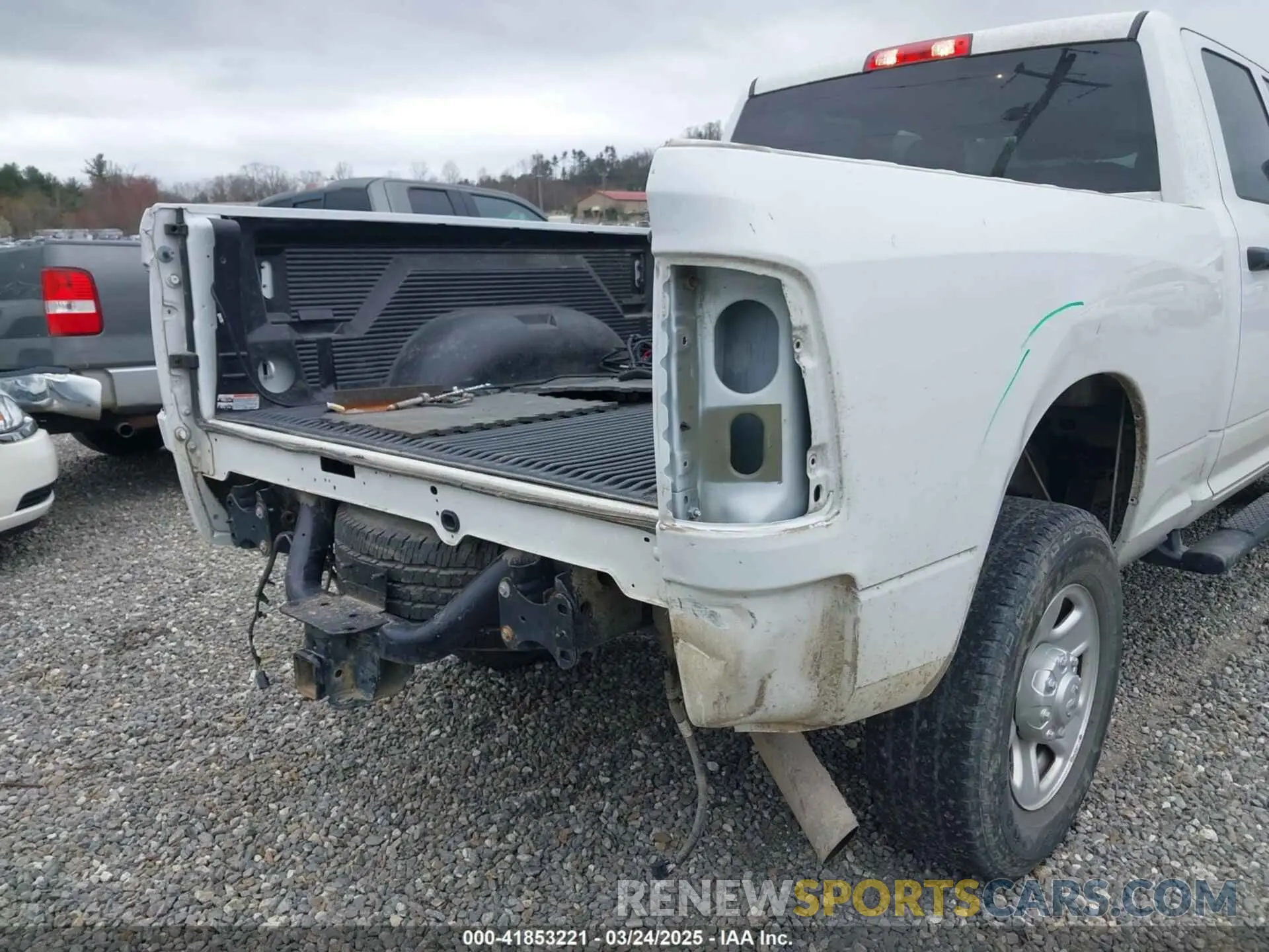 6 Photograph of a damaged car 3C6UR5CJ4LG272647 RAM 2500 2020