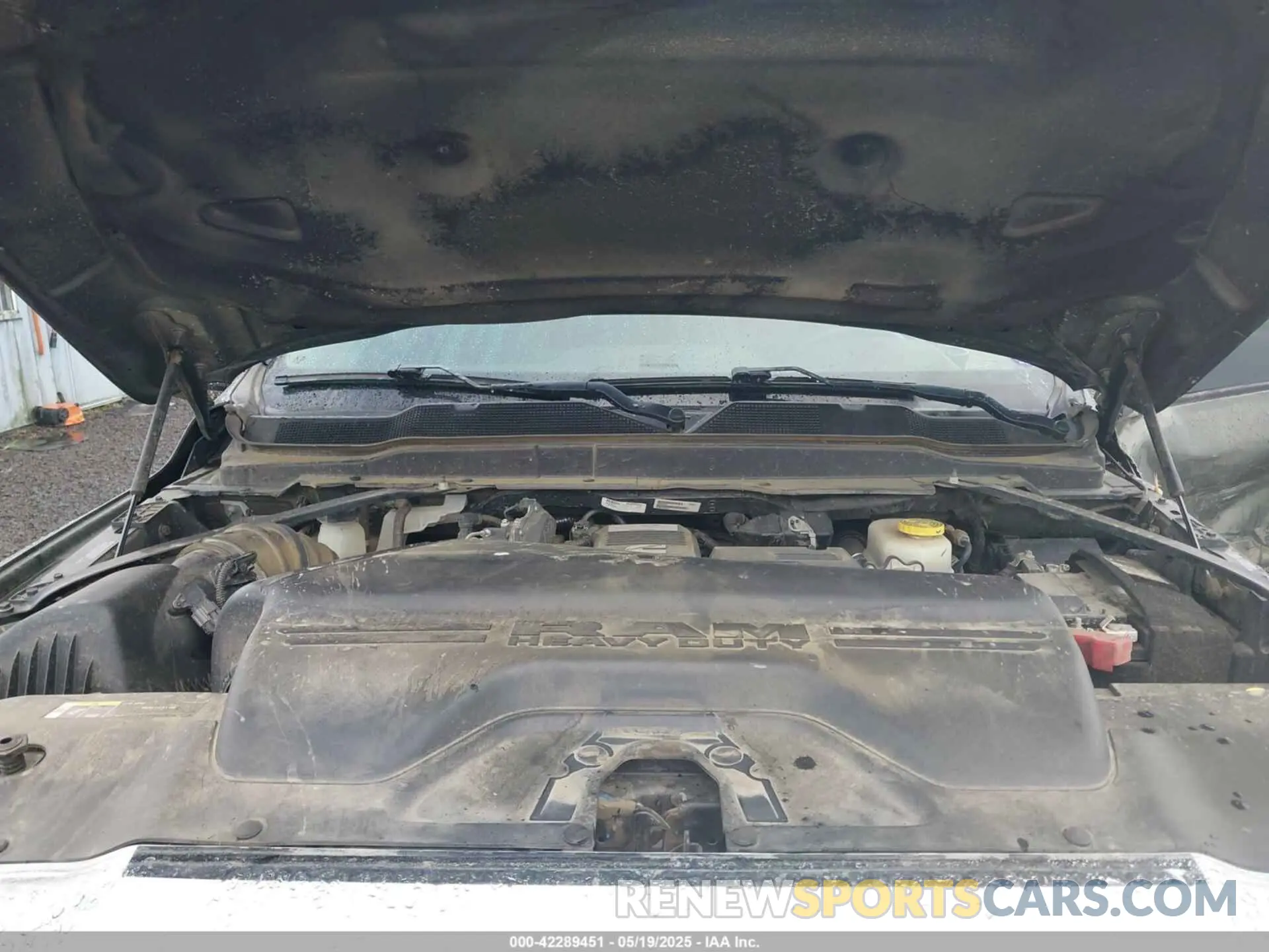10 Photograph of a damaged car 3C6UR5CL1LG308828 RAM 2500 2020