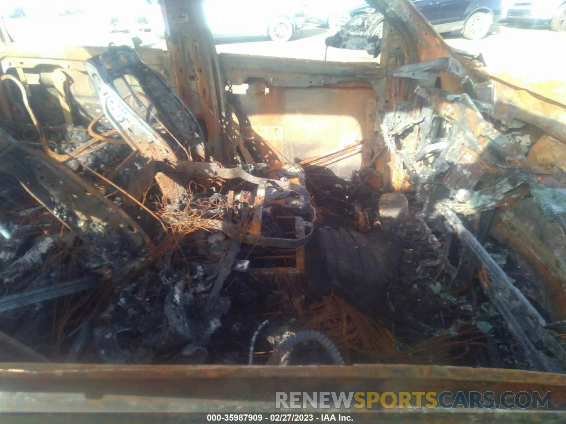 5 Photograph of a damaged car 3C6UR5CL7LG284387 RAM 2500 2020
