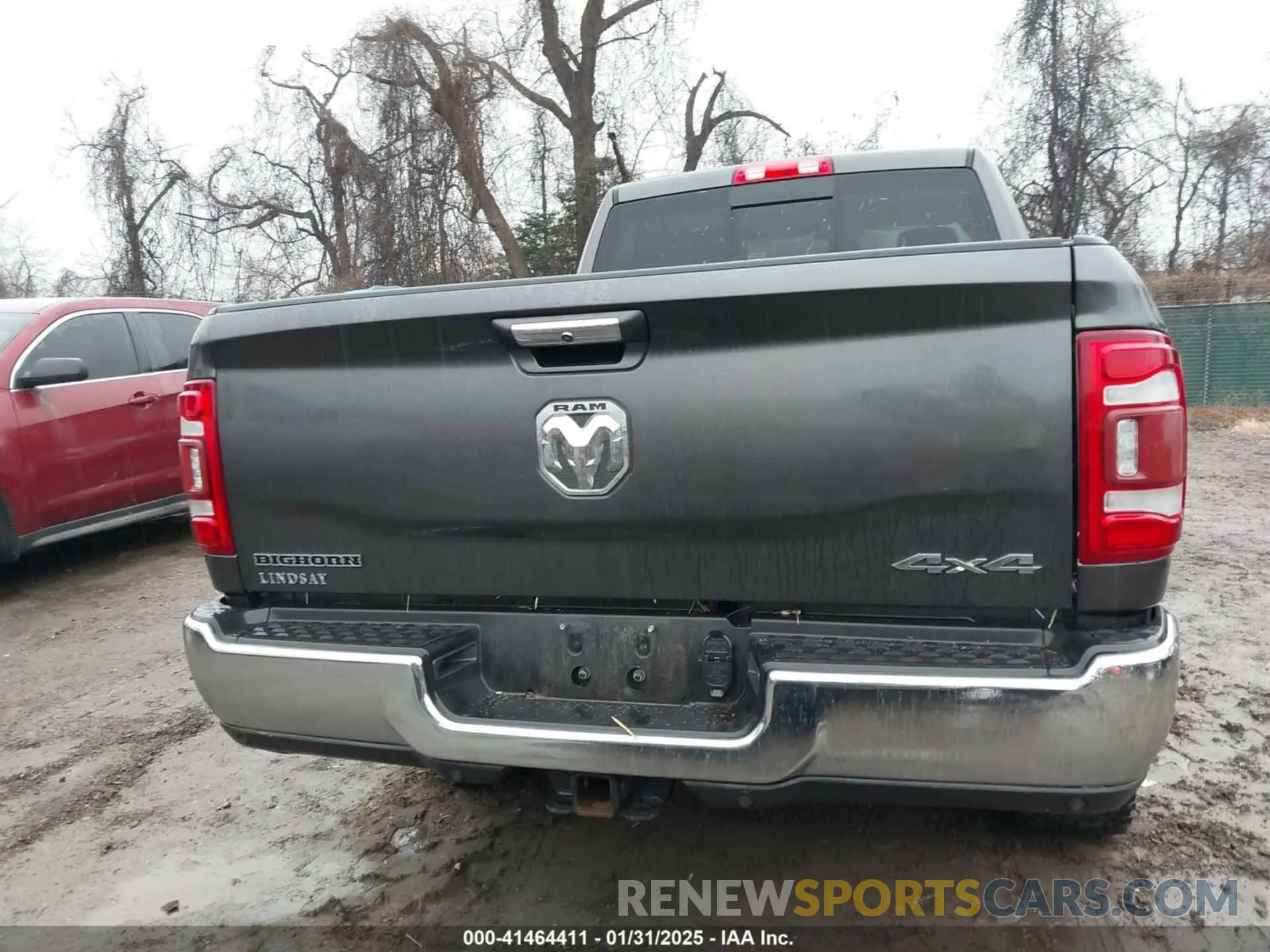 17 Photograph of a damaged car 3C6UR5DJ4LG283792 RAM 2500 2020