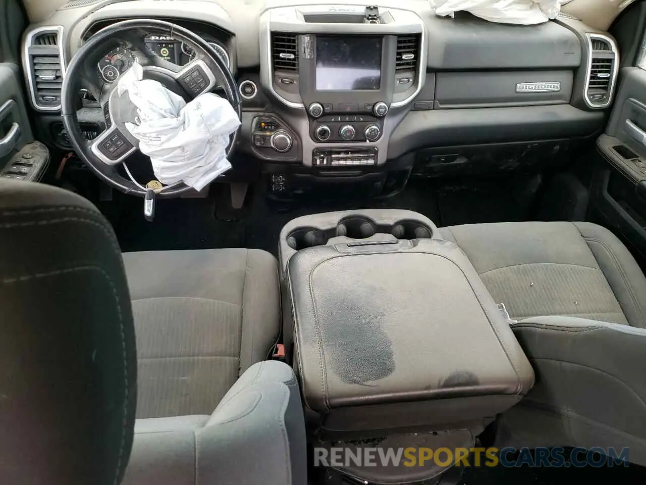 8 Photograph of a damaged car 3C6UR5DJ8LG225104 RAM 2500 2020