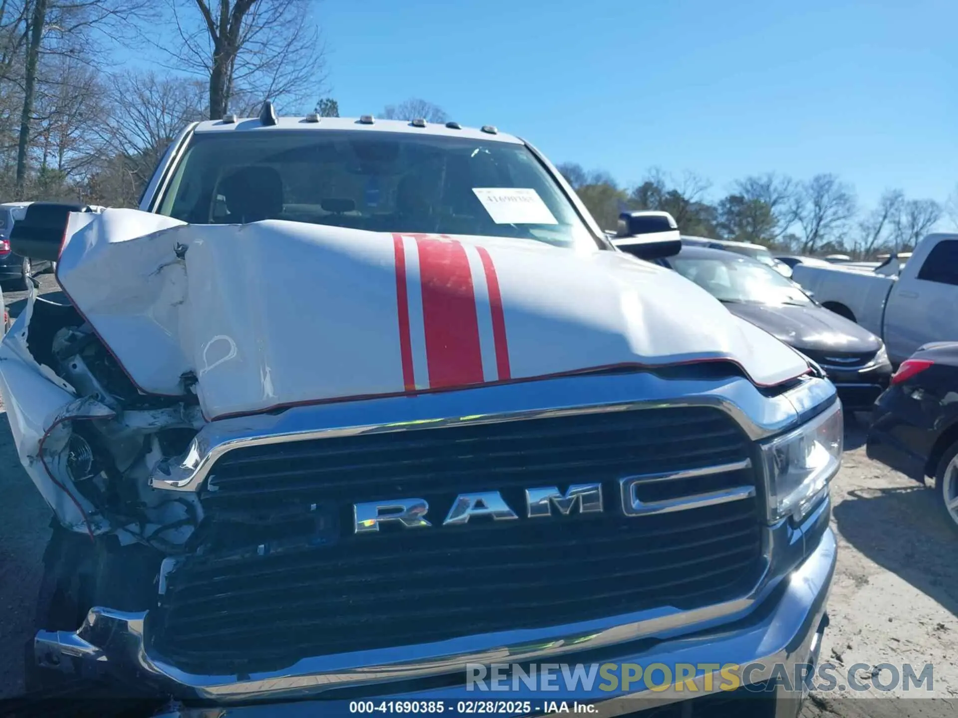 12 Photograph of a damaged car 3C6UR5DJXLG250070 RAM 2500 2020