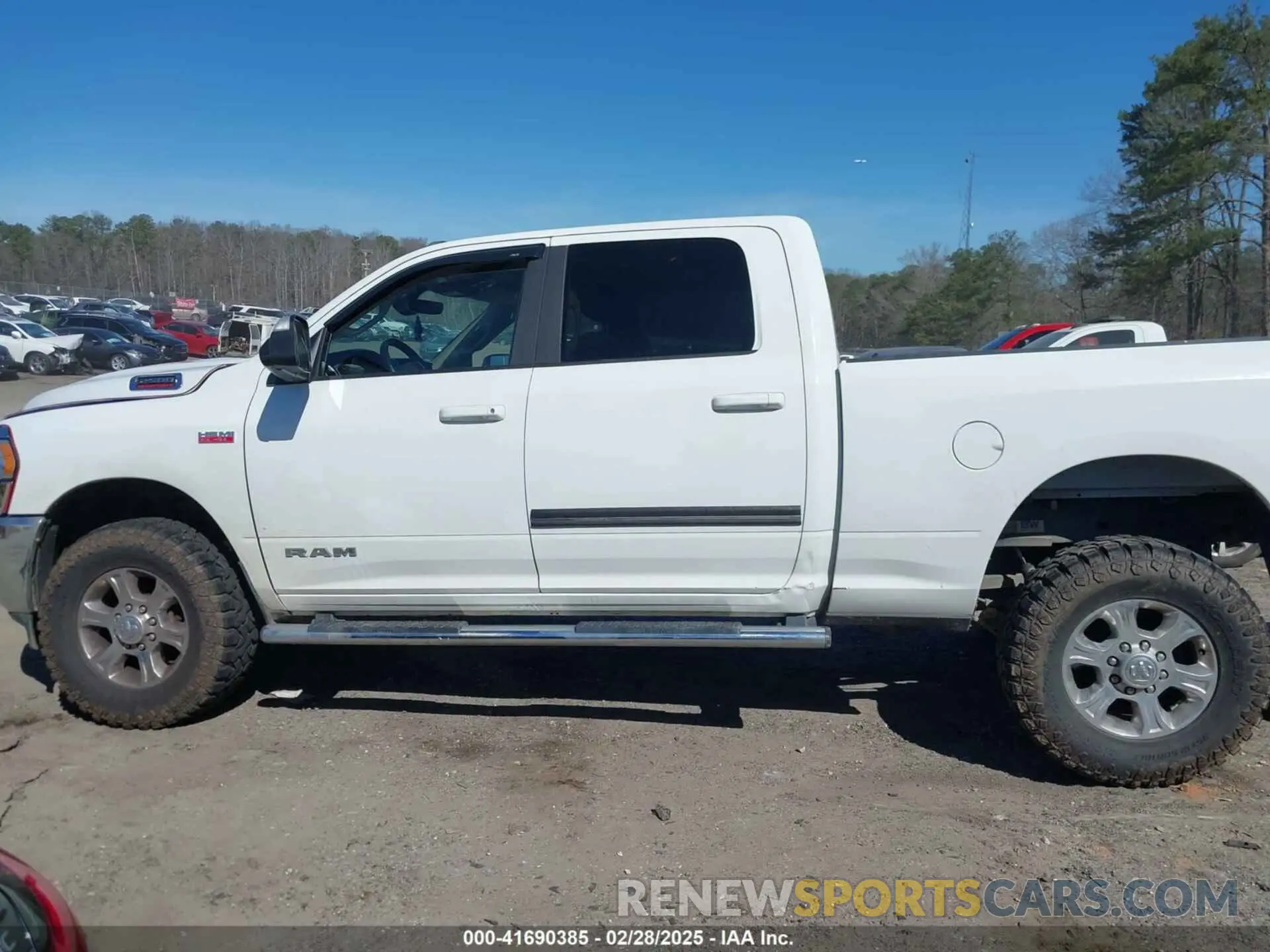 14 Photograph of a damaged car 3C6UR5DJXLG250070 RAM 2500 2020