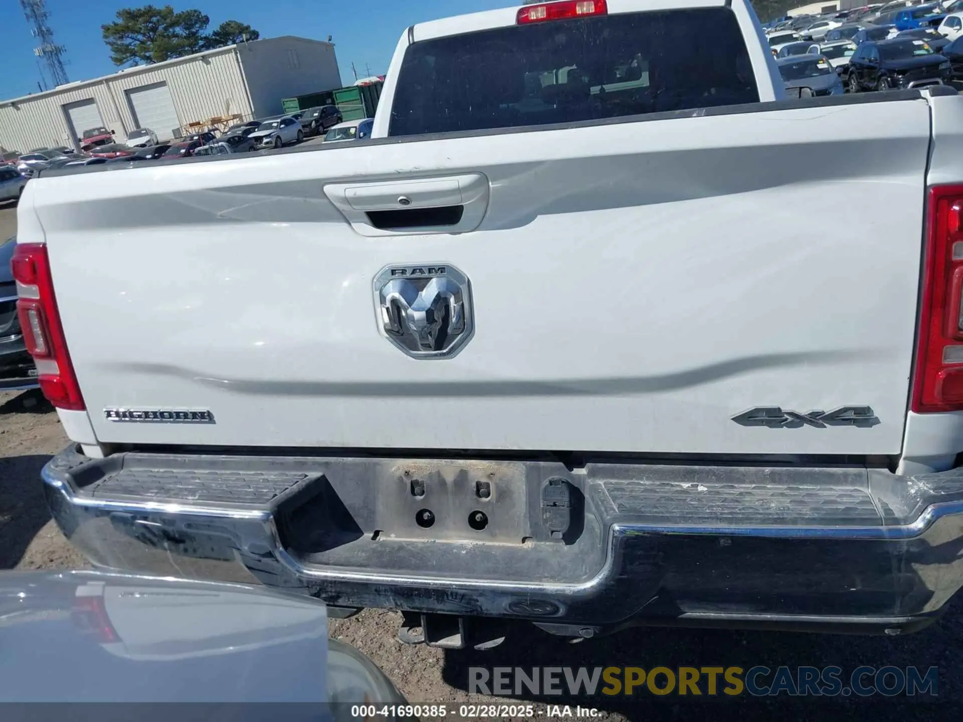 16 Photograph of a damaged car 3C6UR5DJXLG250070 RAM 2500 2020