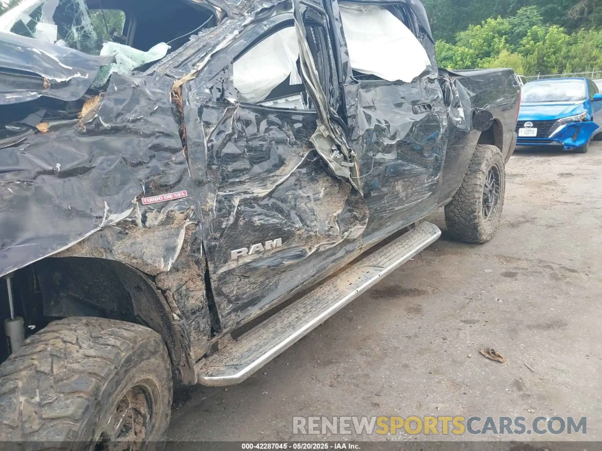 17 Photograph of a damaged car 3C6UR5DL4LG115295 RAM 2500 2020