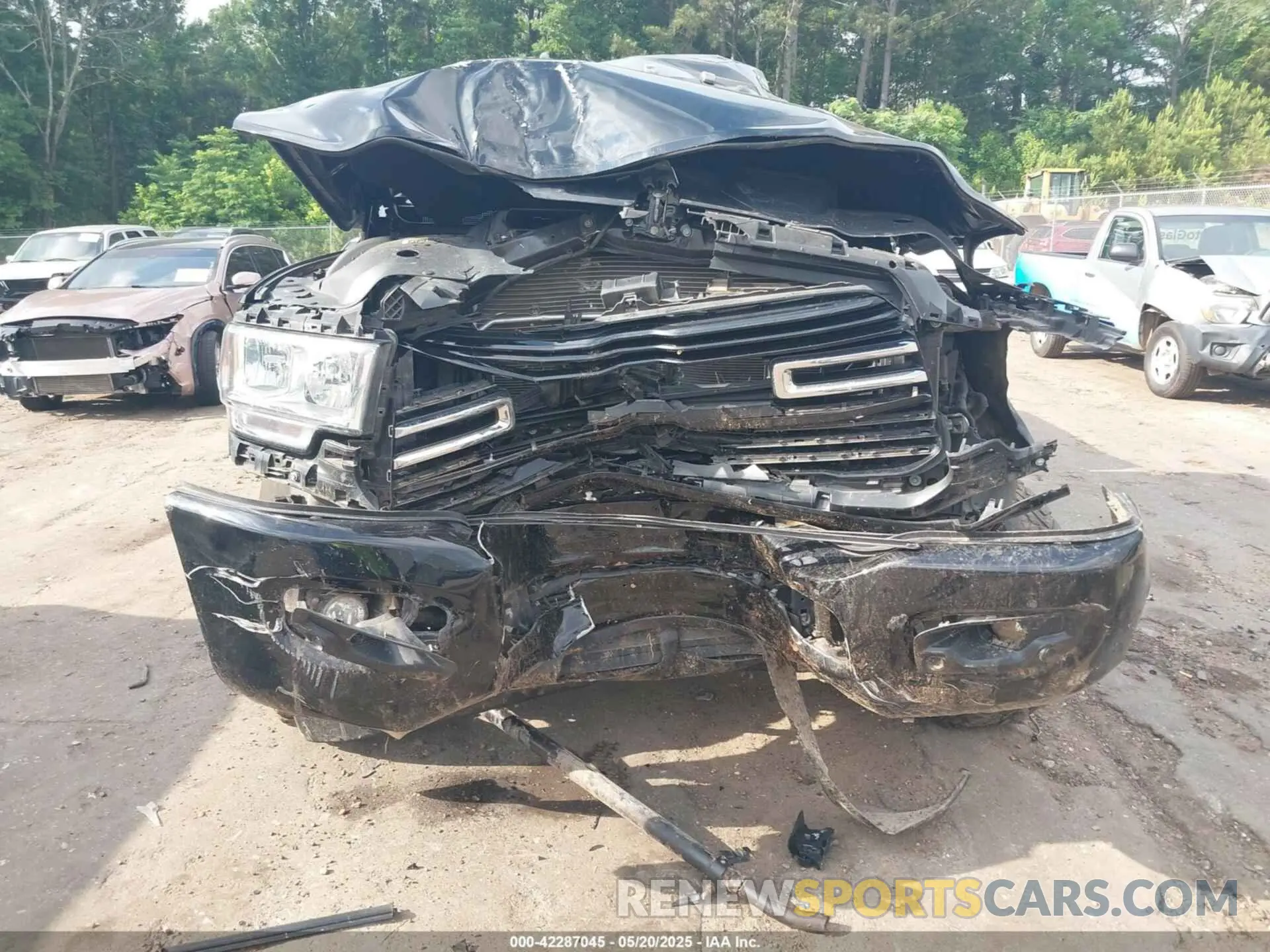 6 Photograph of a damaged car 3C6UR5DL4LG115295 RAM 2500 2020
