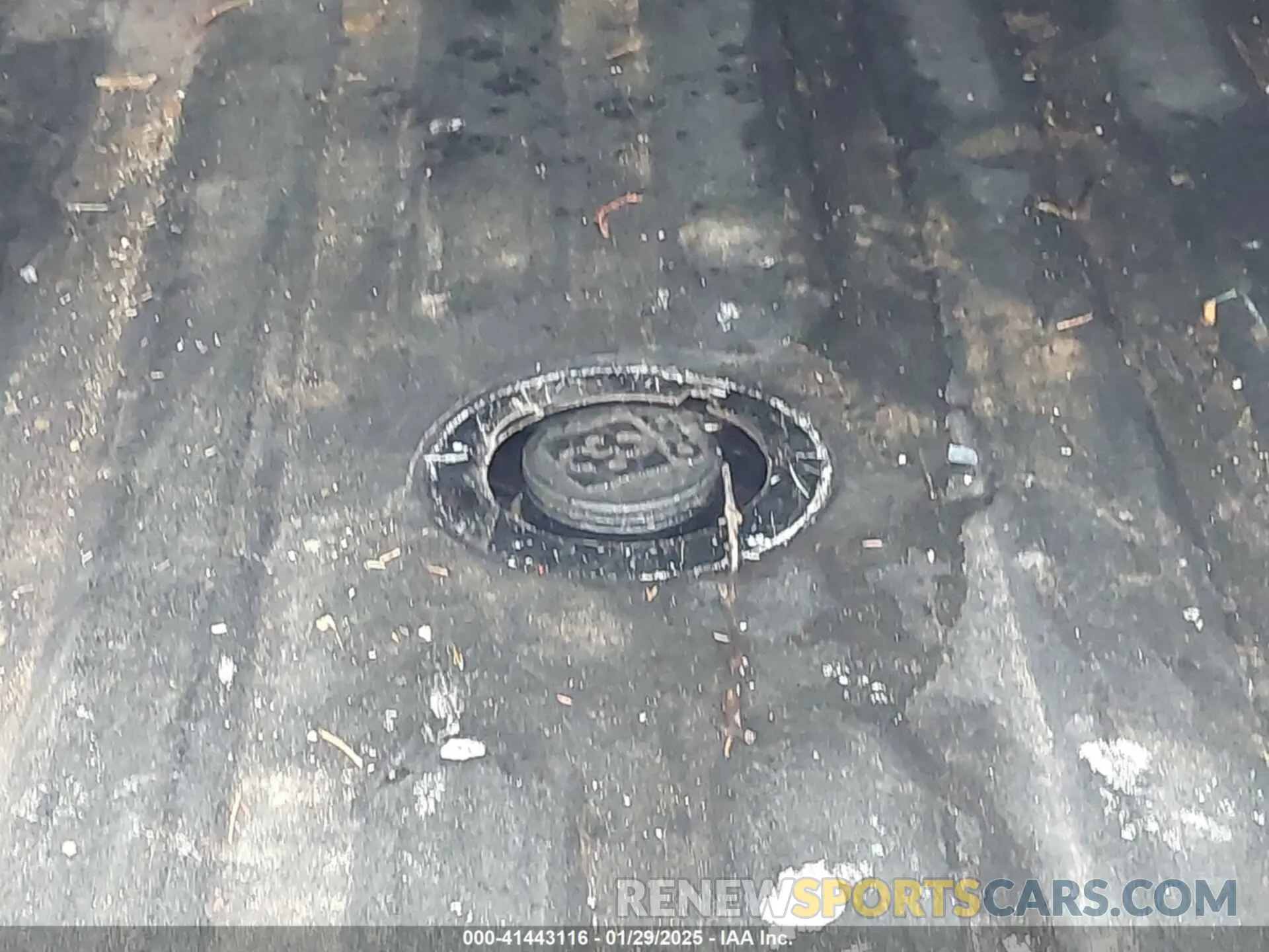 18 Photograph of a damaged car 3C6UR5DL4LG115300 RAM 2500 2020