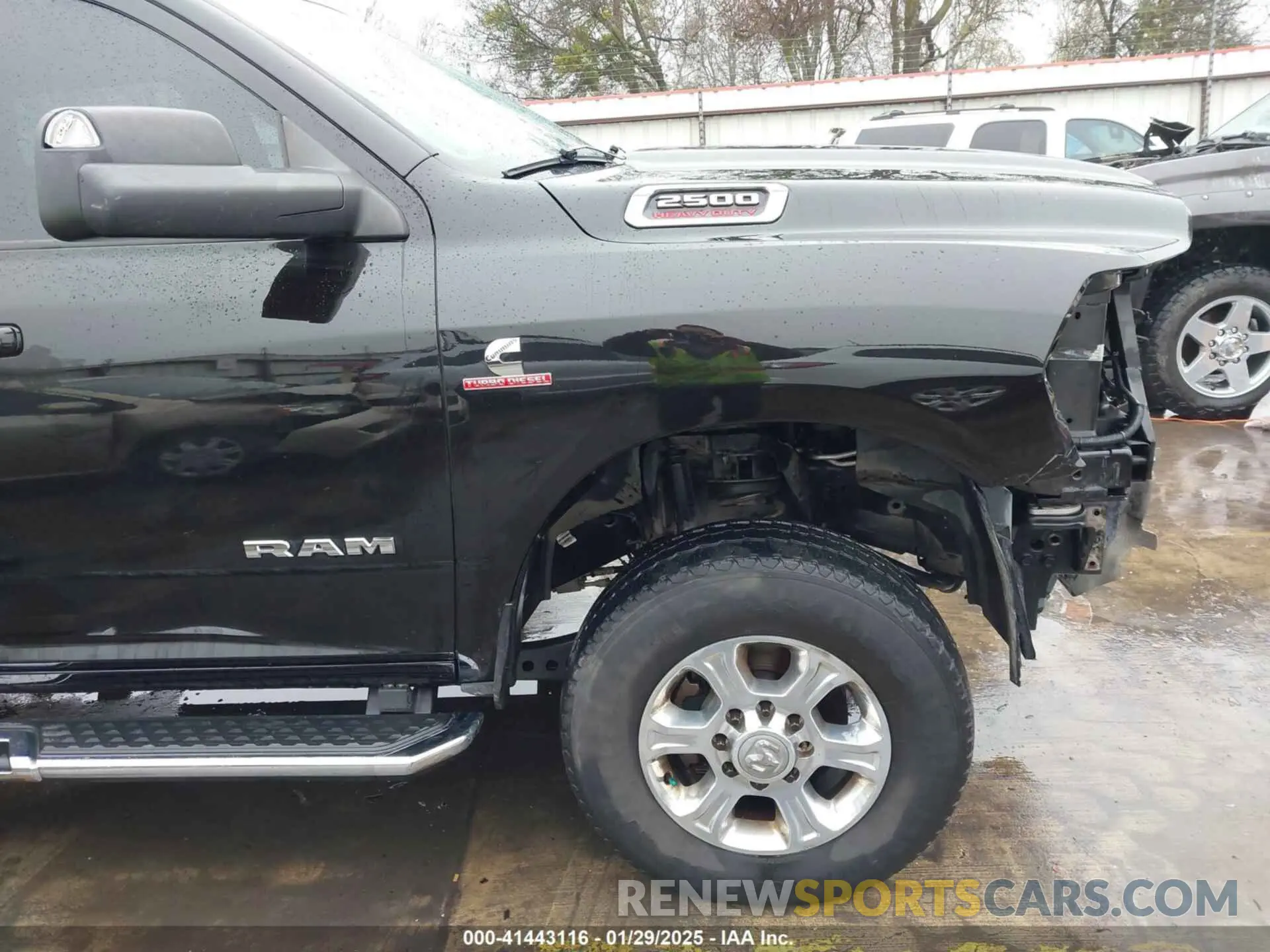 20 Photograph of a damaged car 3C6UR5DL4LG115300 RAM 2500 2020