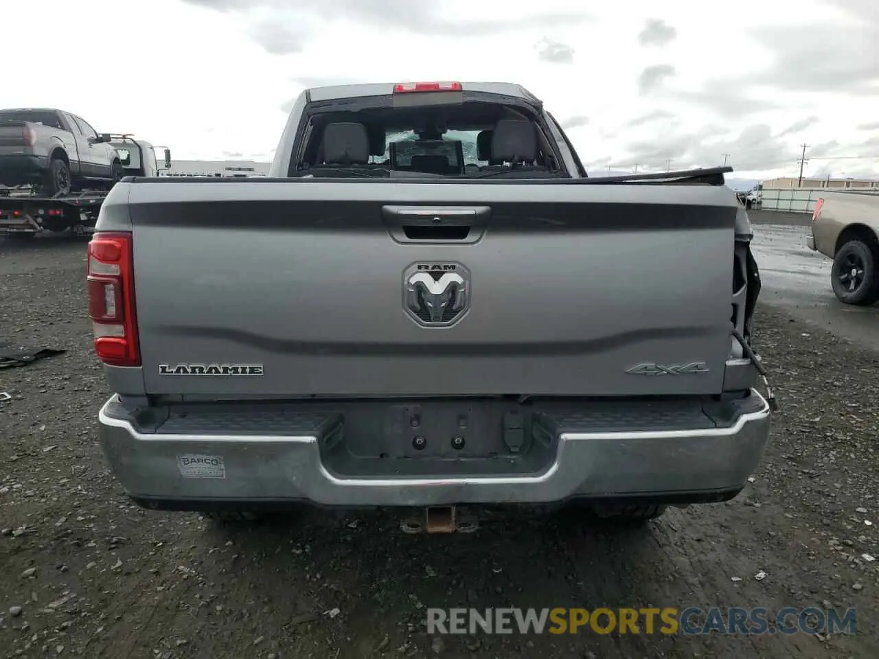 6 Photograph of a damaged car 3C6UR5FL4LG119330 RAM 2500 2020