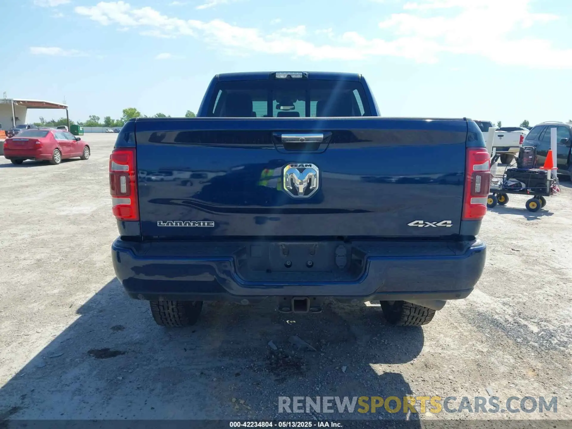 16 Photograph of a damaged car 3C6UR5FL4LG192682 RAM 2500 2020