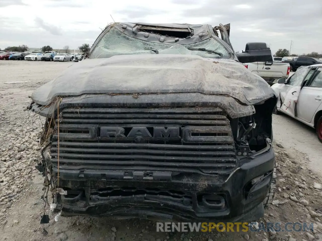 5 Photograph of a damaged car 3C6UR5FL5LG274937 RAM 2500 2020