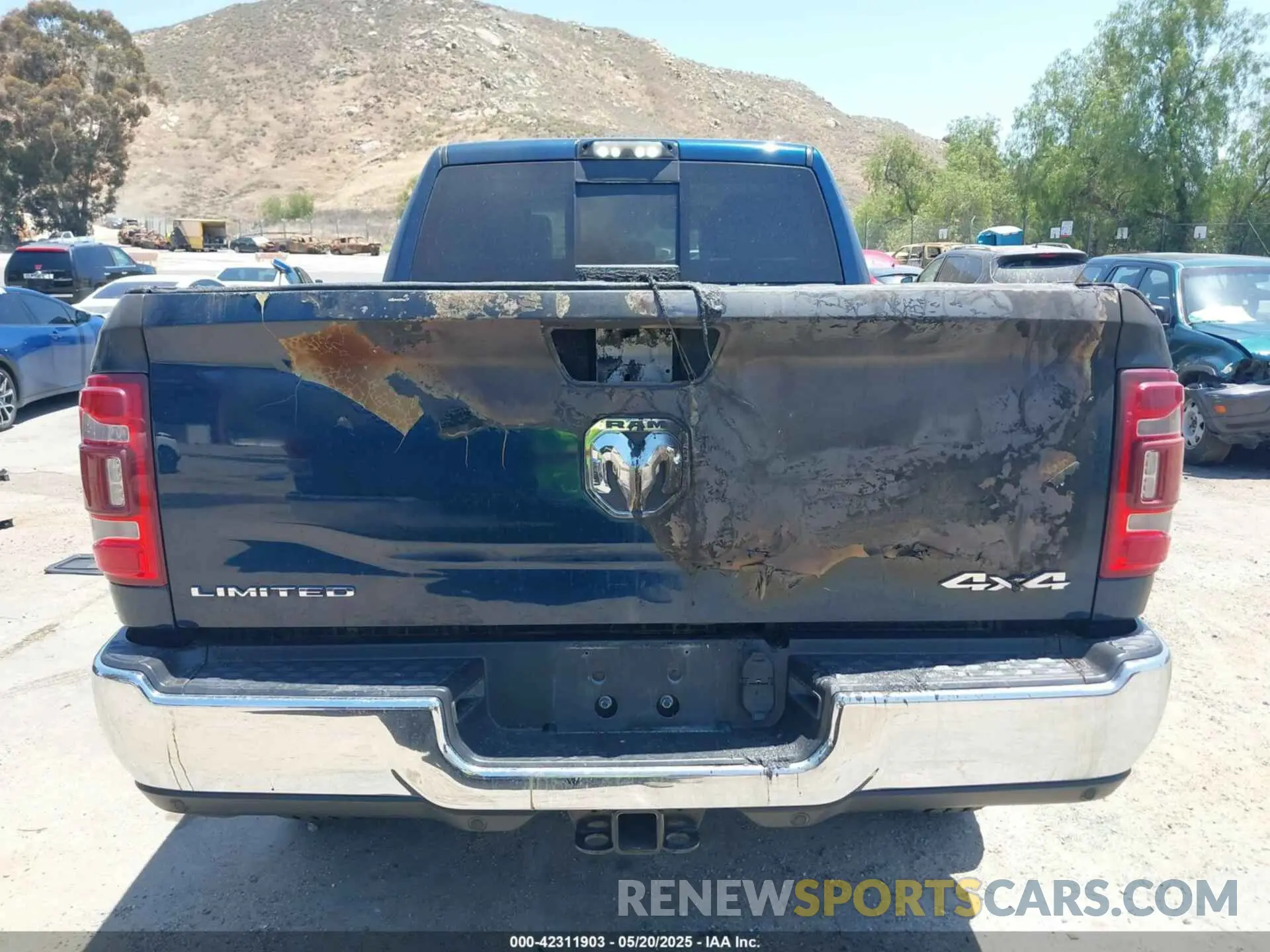 16 Photograph of a damaged car 3C6UR5SL1LG249958 RAM 2500 2020