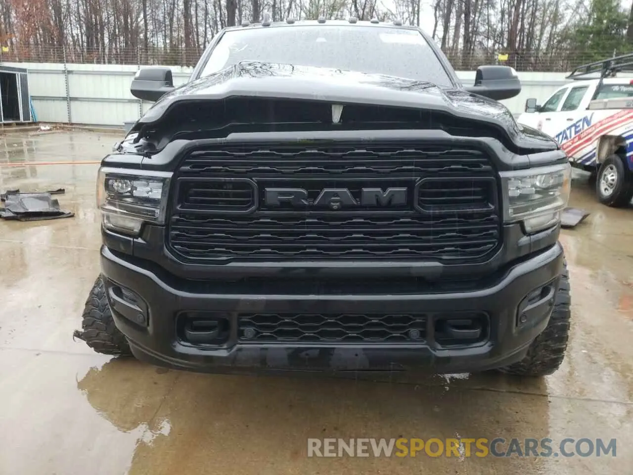 5 Photograph of a damaged car 3C6UR5TL1LG201617 RAM 2500 2020