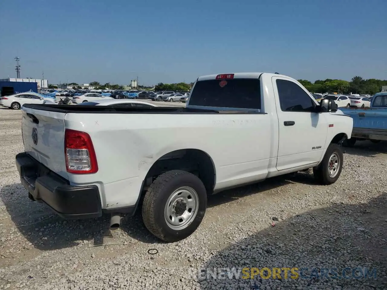 3 Photograph of a damaged car 3C6MR4AJ3MG541641 RAM 2500 2021