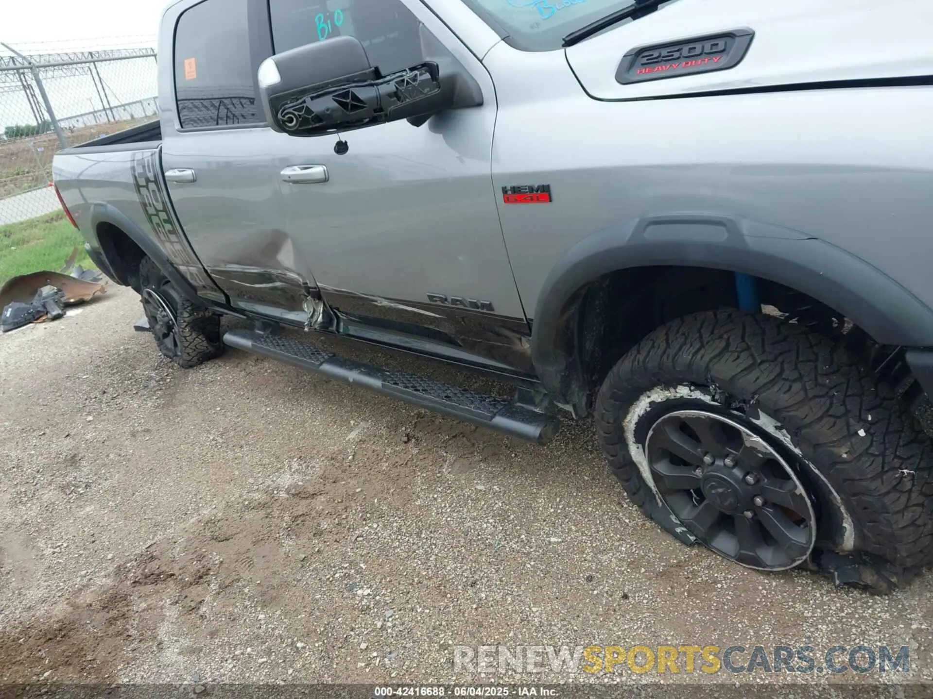 6 Photograph of a damaged car 3C6TR5EJ5MG501492 RAM 2500 2021