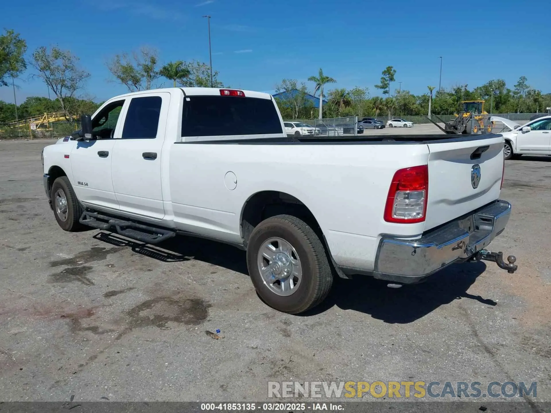 3 Photograph of a damaged car 3C6UR4HJ3MG501081 RAM 2500 2021