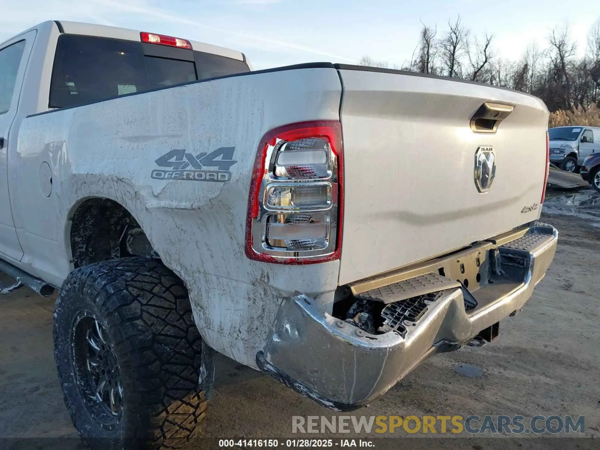 21 Photograph of a damaged car 3C6UR5CJ1MG679326 RAM 2500 2021
