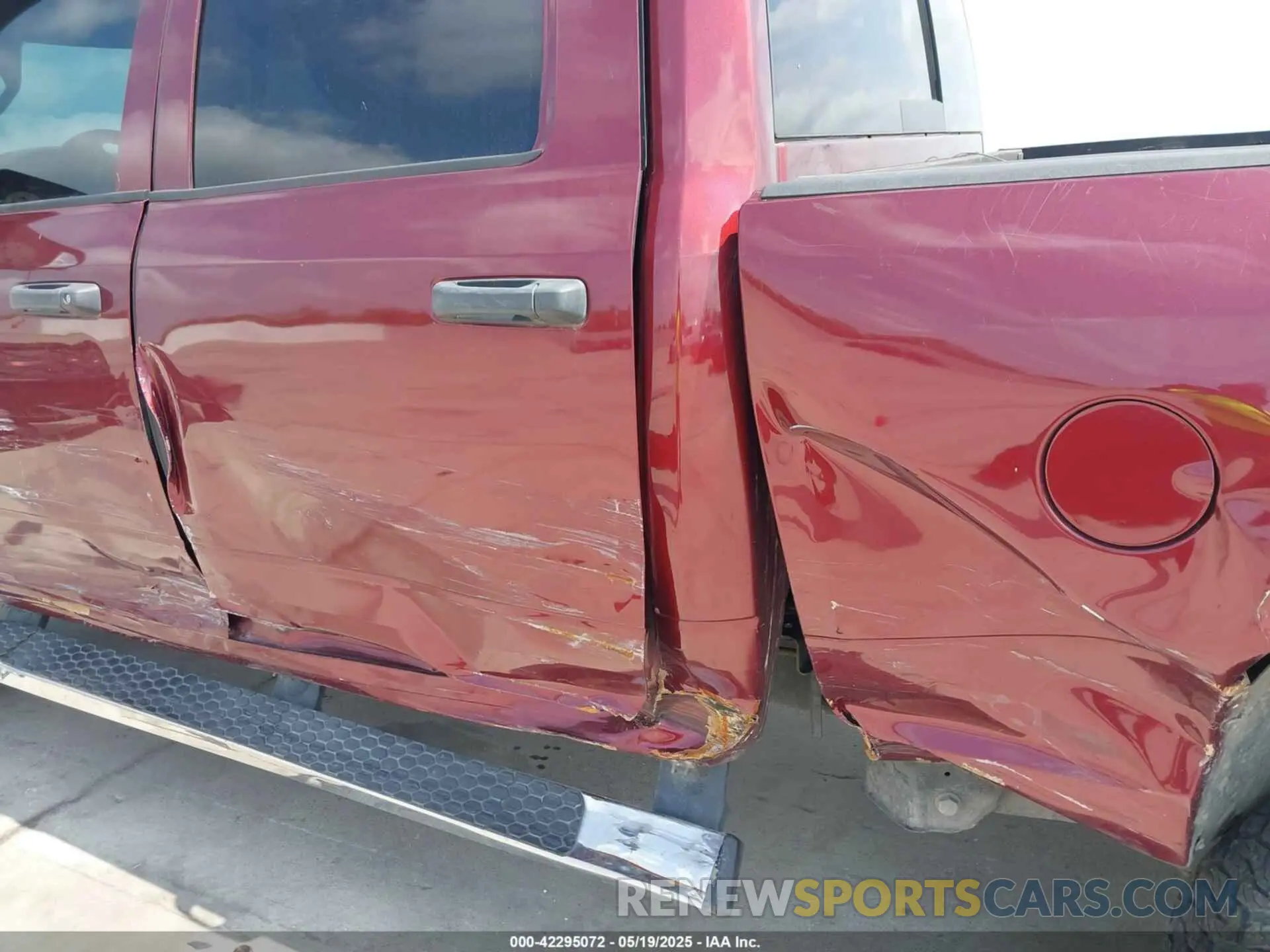 6 Photograph of a damaged car 3C6UR5CJ2MG502977 RAM 2500 2021
