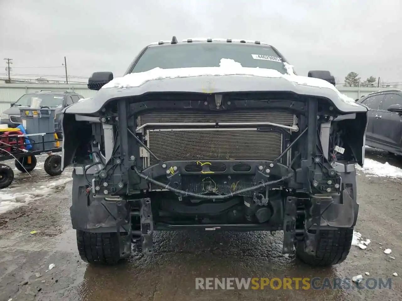 5 Photograph of a damaged car 3C6UR5CJ7MG582518 RAM 2500 2021