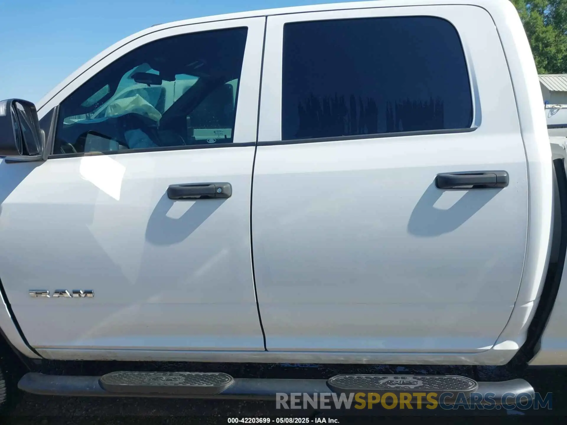 15 Photograph of a damaged car 3C6UR5CJ9MG641813 RAM 2500 2021
