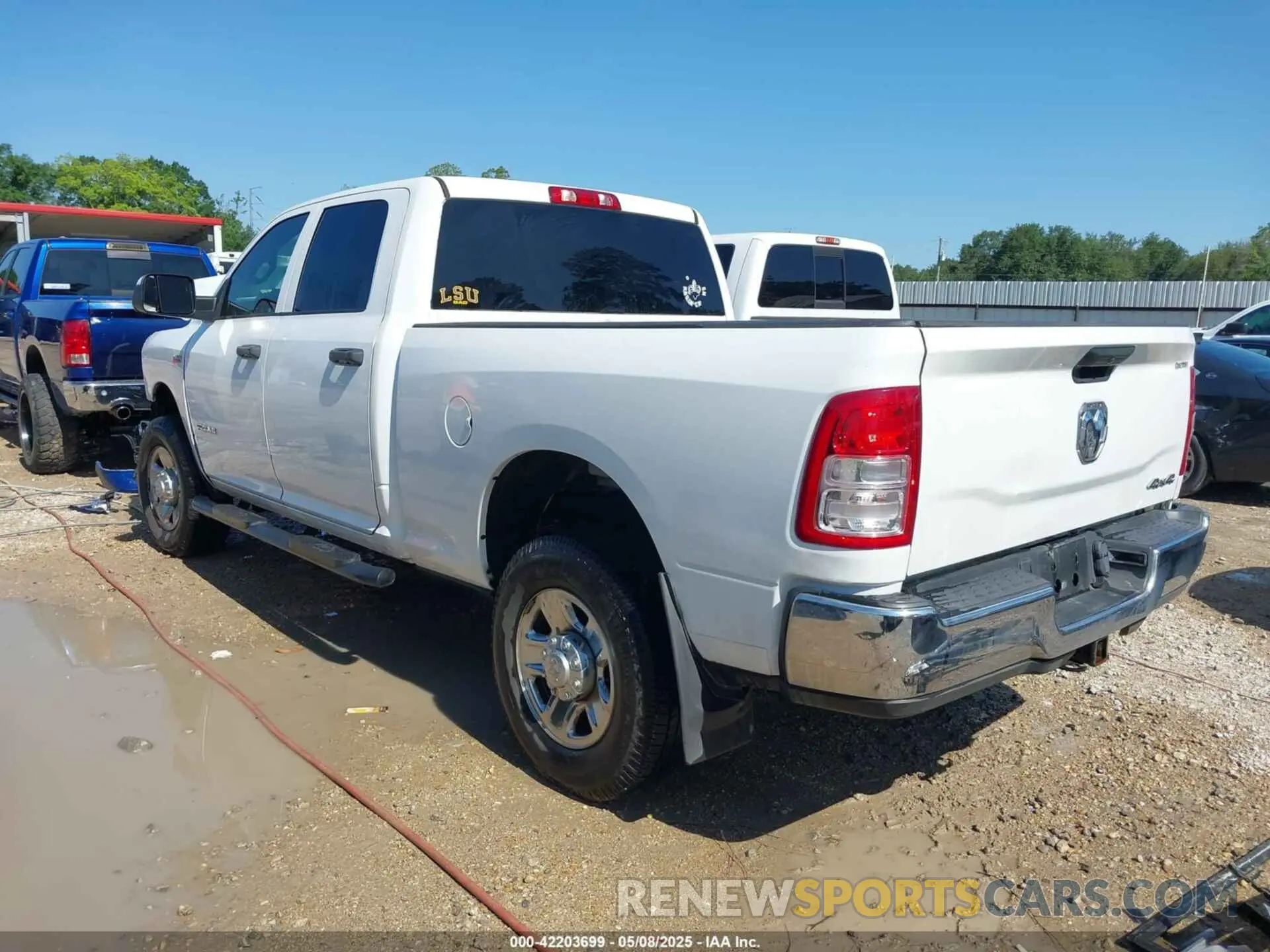 3 Photograph of a damaged car 3C6UR5CJ9MG641813 RAM 2500 2021