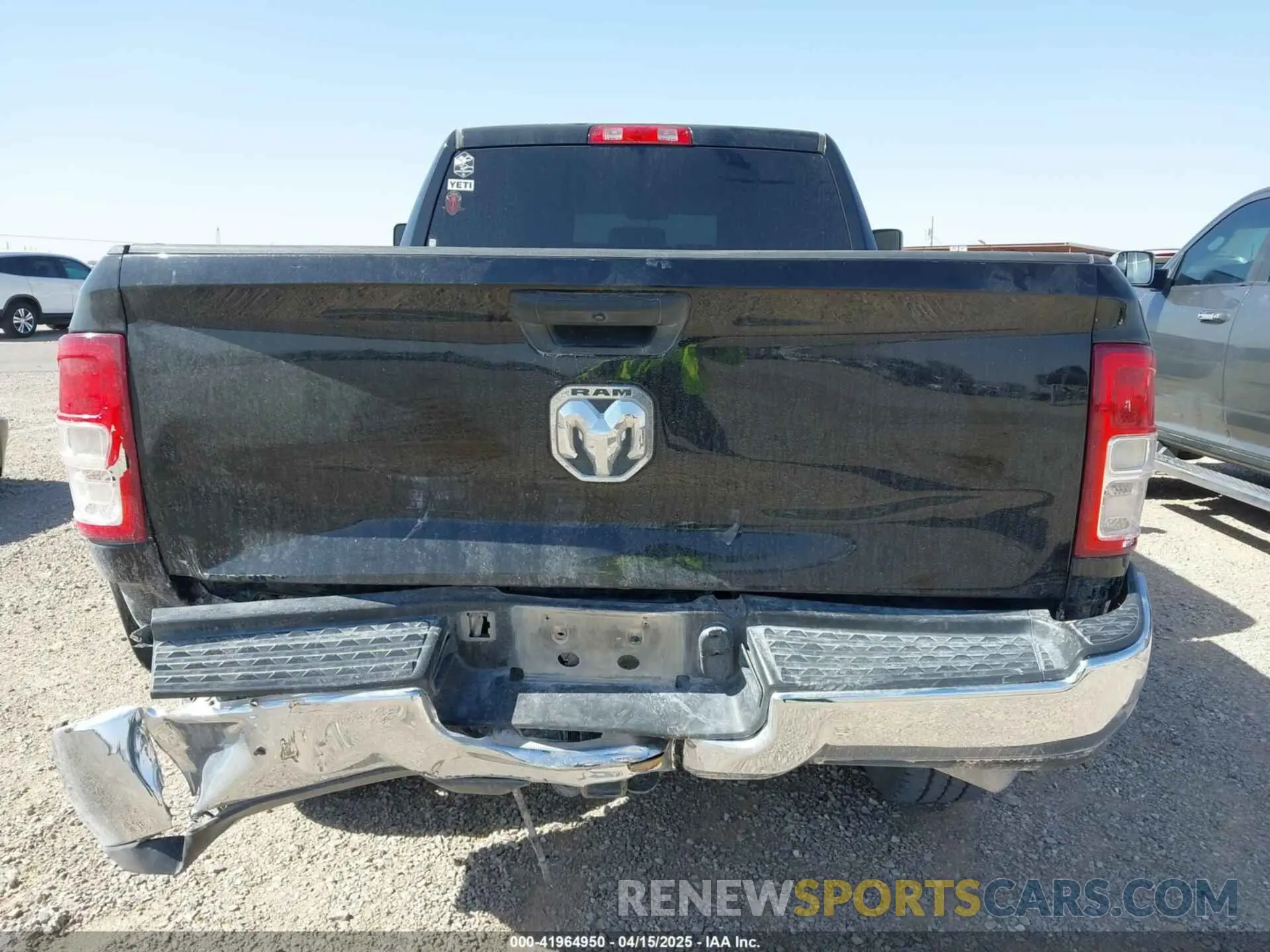 16 Photograph of a damaged car 3C6UR5CL4MG675658 RAM 2500 2021
